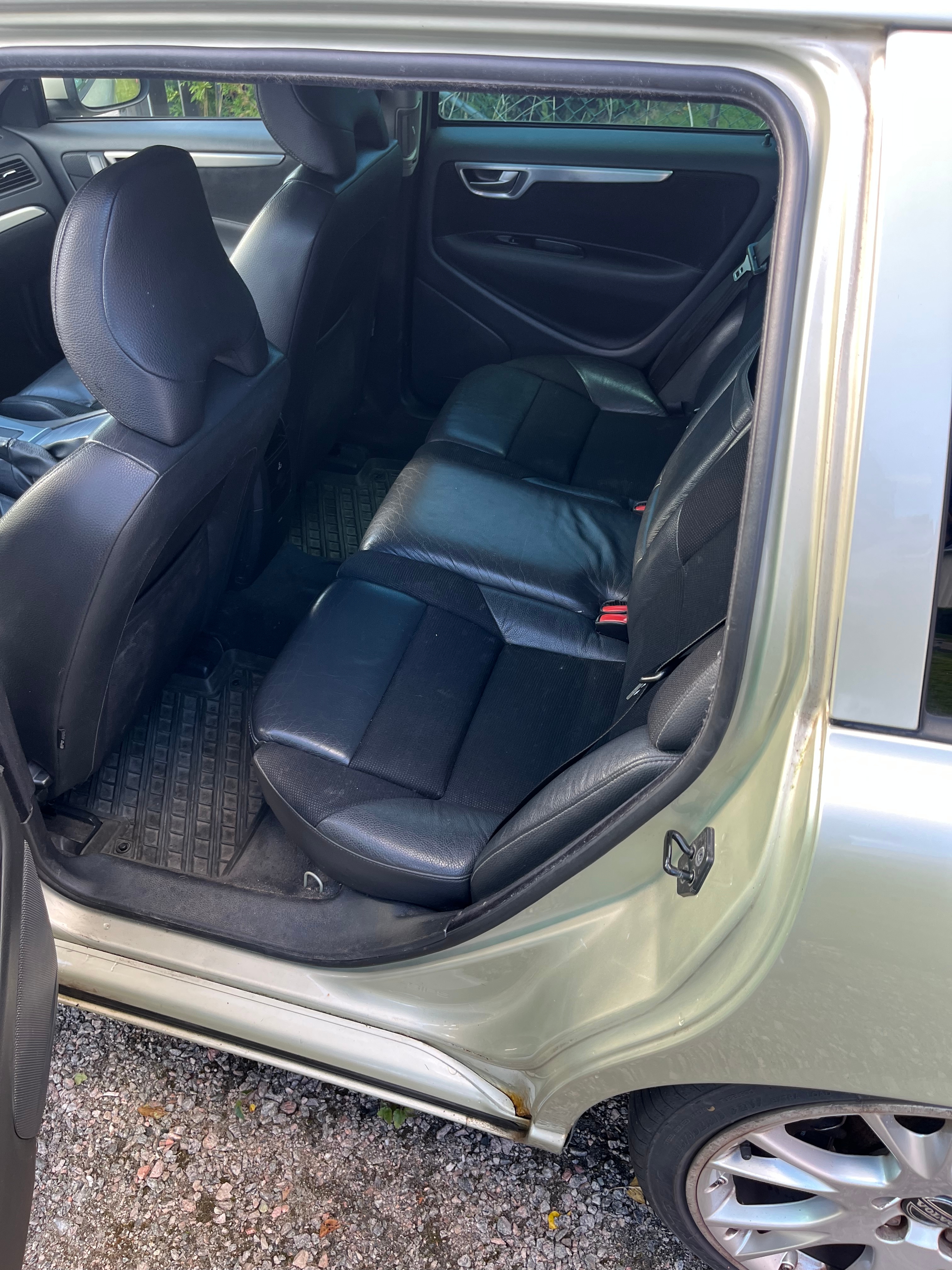 Volvo V70 D5 Geartronic 2007, kuva 4/6