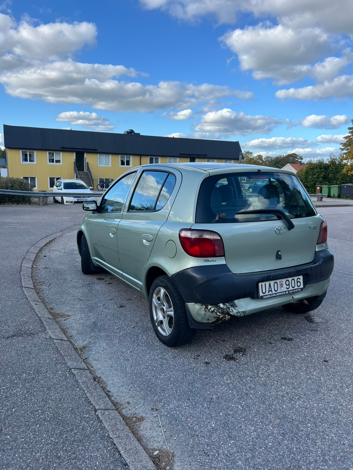 Toyota Yaris 5-dörrar 1.0 VVT-i Manuell 2003, bild 3/6