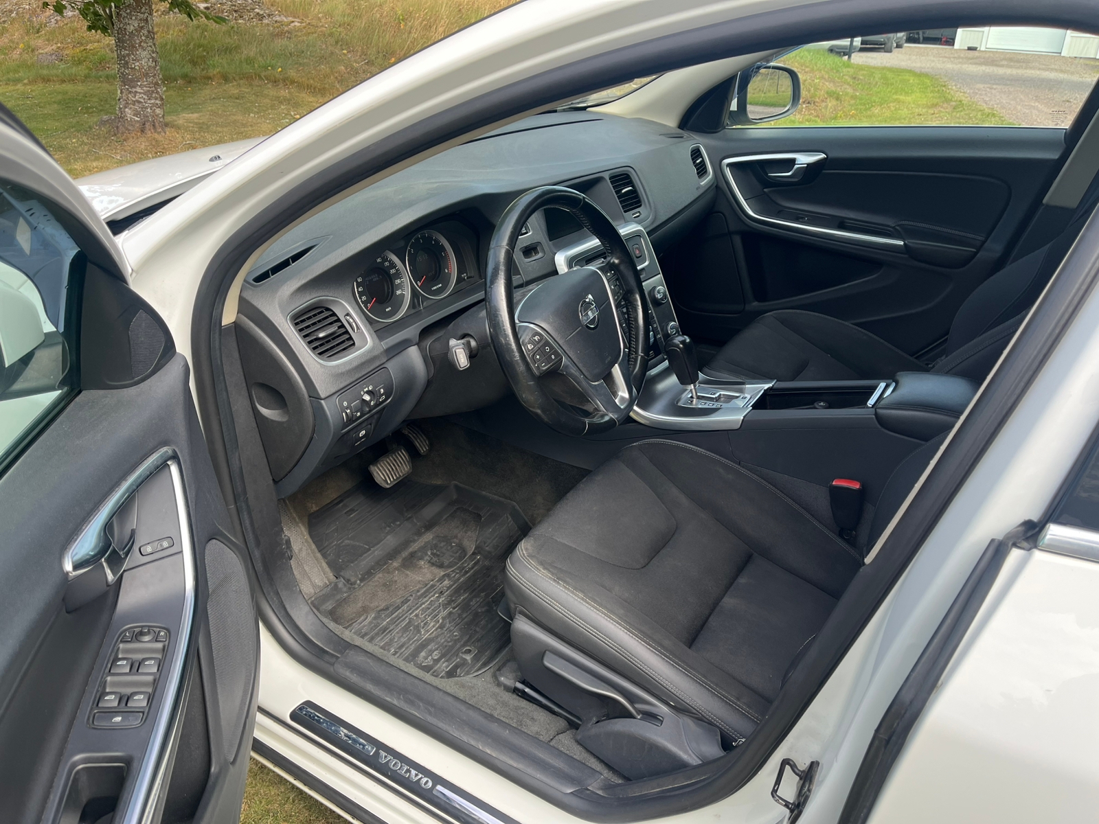 Volvo V60 D3 Geartronic 2011, bild 6/6