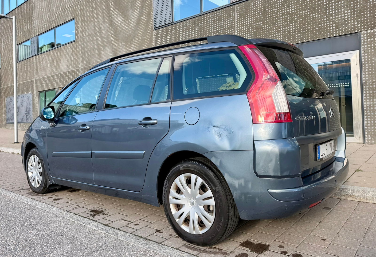 Citroen Grand C4 Picasso 1.8 Manuell 2007, bild 3/7