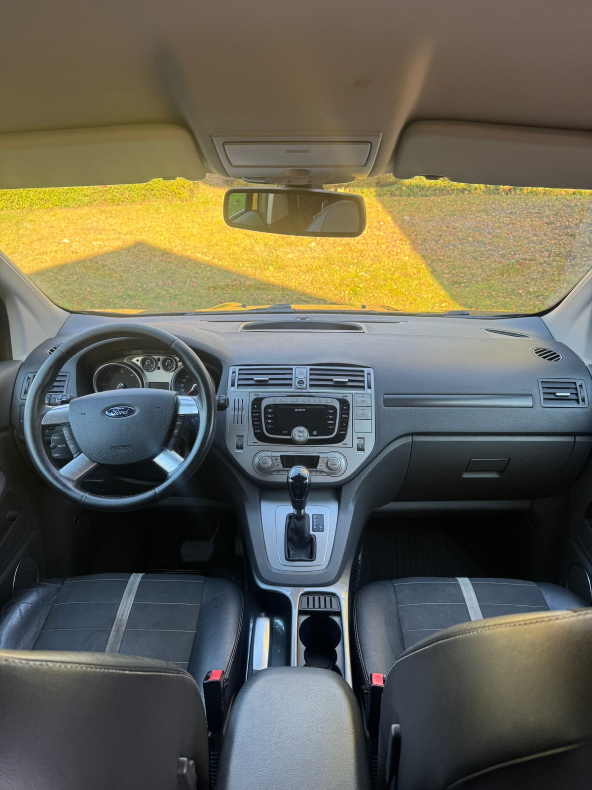 Ford Kuga 2.0 TDCi AWD Powershift 2011, photo 4/6