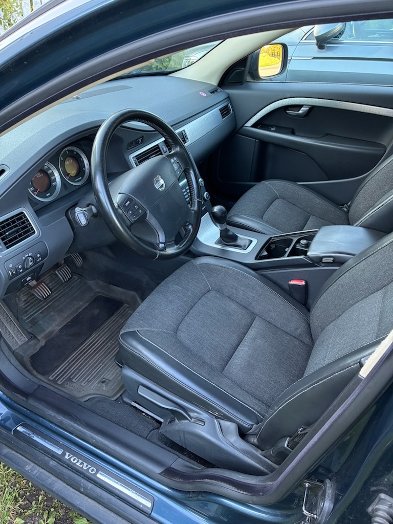 Volvo XC70 D5 AWD Manuell 2009, kuva 4/4