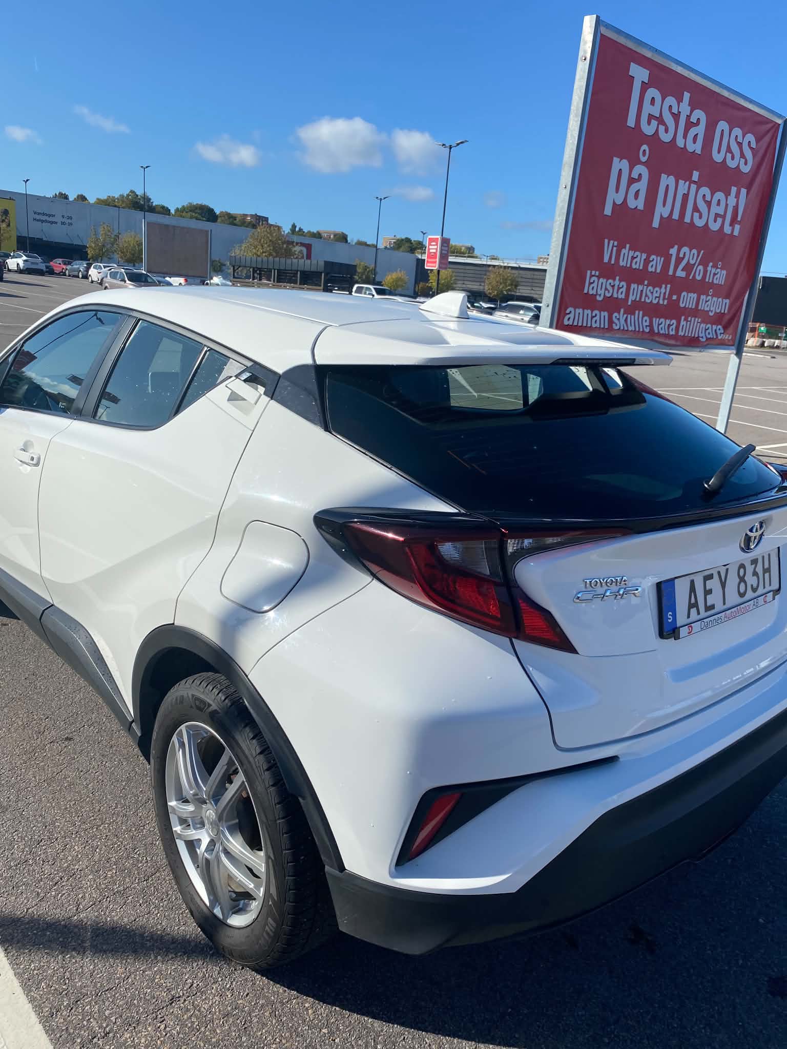 Toyota C-HR Hybrid CVT 2021, bild 4/6