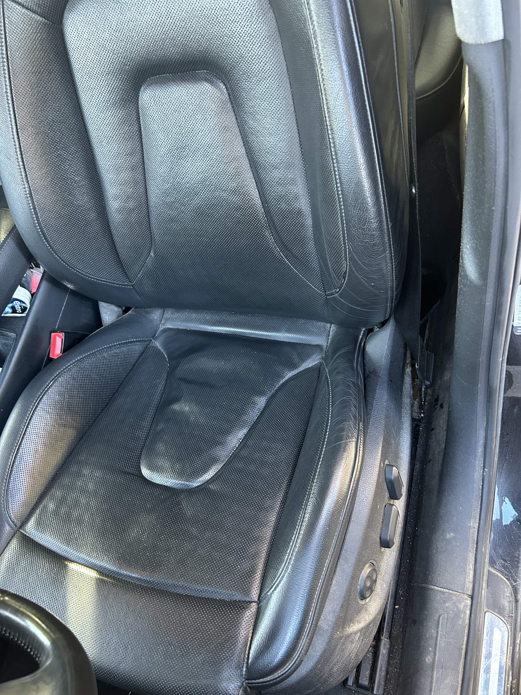 Audi A4 2010, bild 6/8