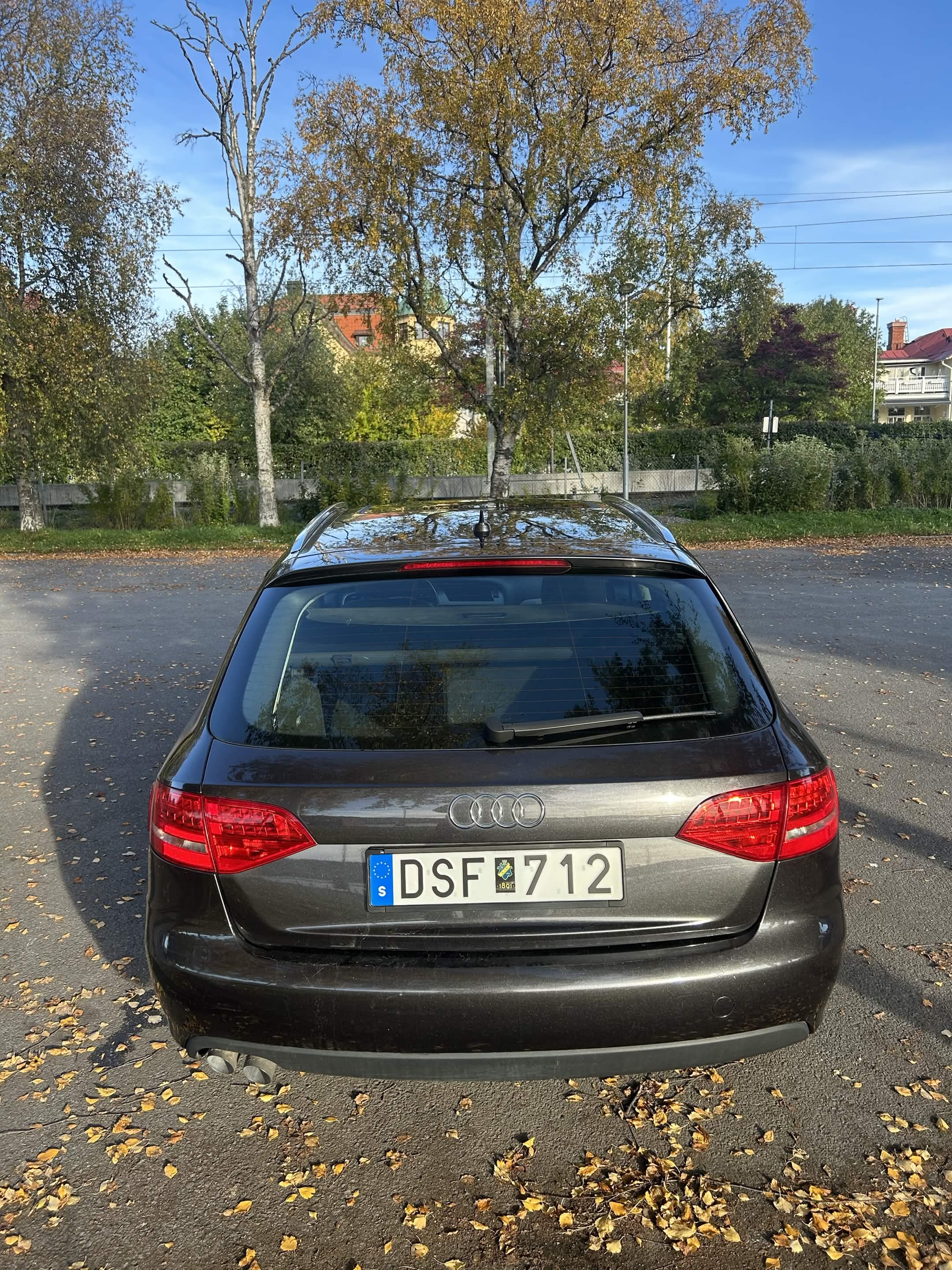 Audi A4 2010, bild 3/8