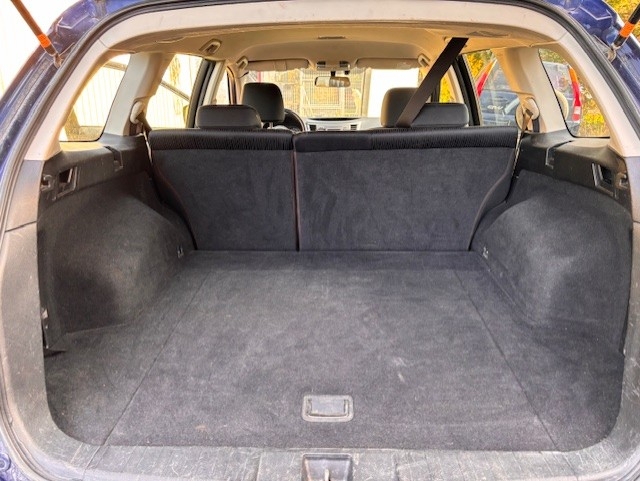 Subaru Legacy Wagon 2.0 4WD Manuell 2012, kuva 2/5