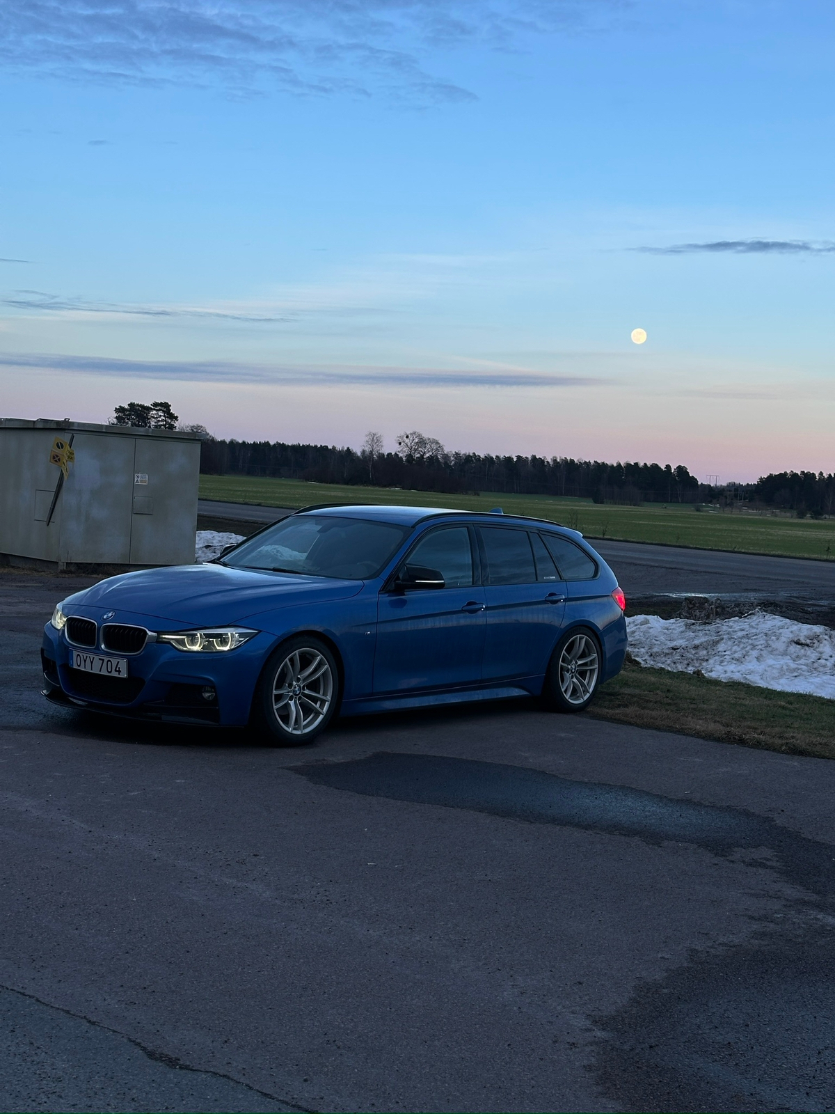 BMW 320 d xDrive Touring Steptronic 2019, bild 4/8