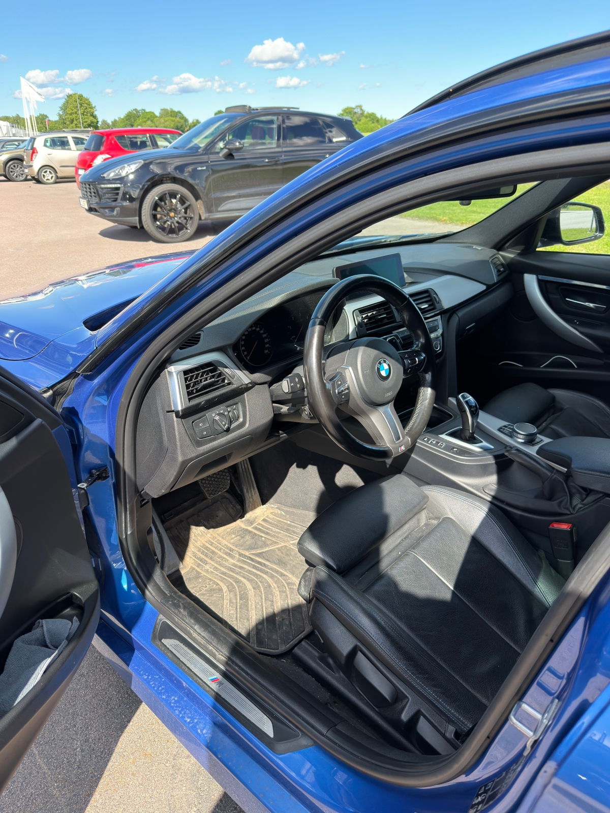 BMW 320 d xDrive Touring Steptronic 2019, bild 5/8
