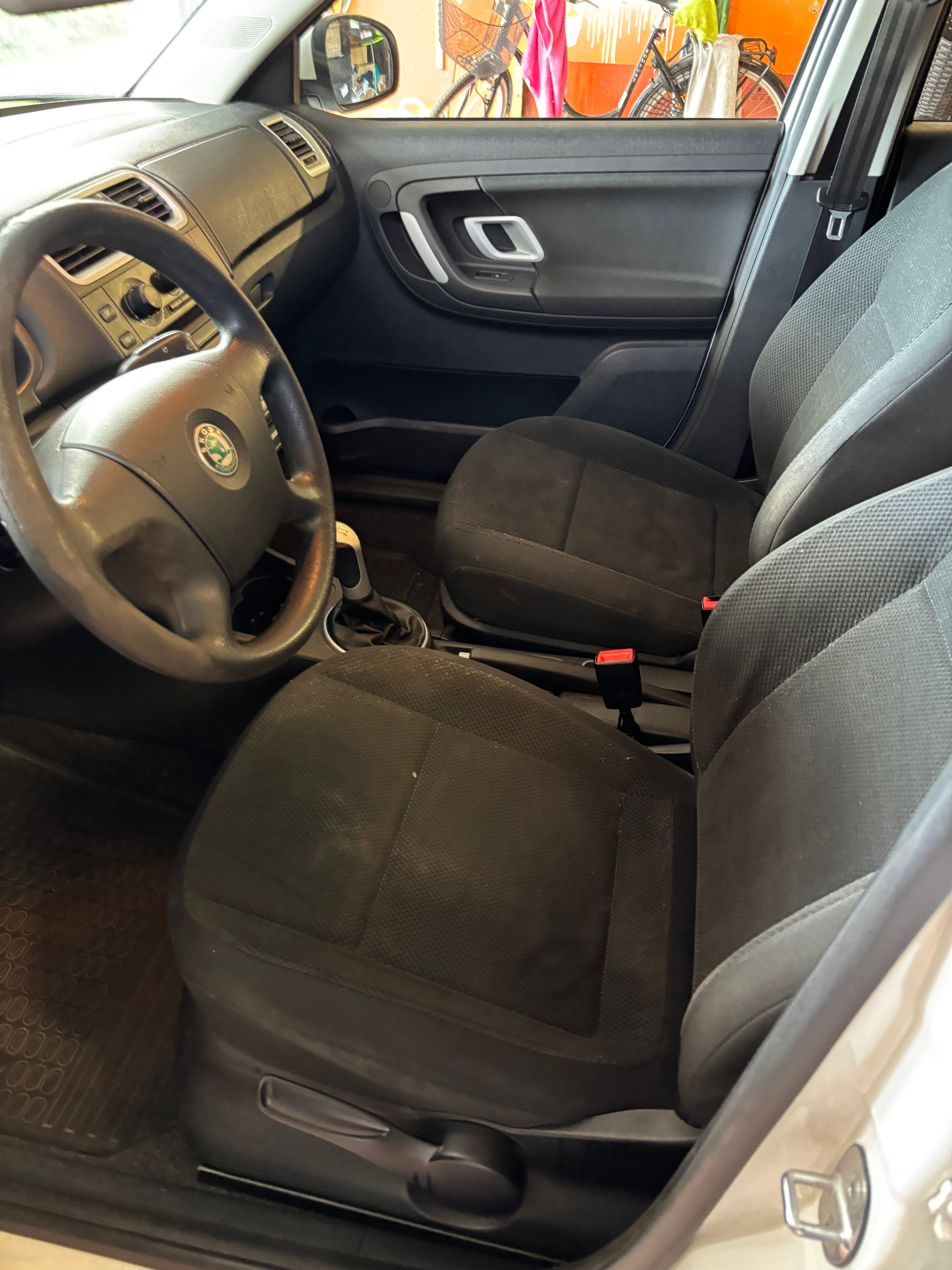 Skoda Fabia 1.4 TDI Manuell 2009, bild 3/4