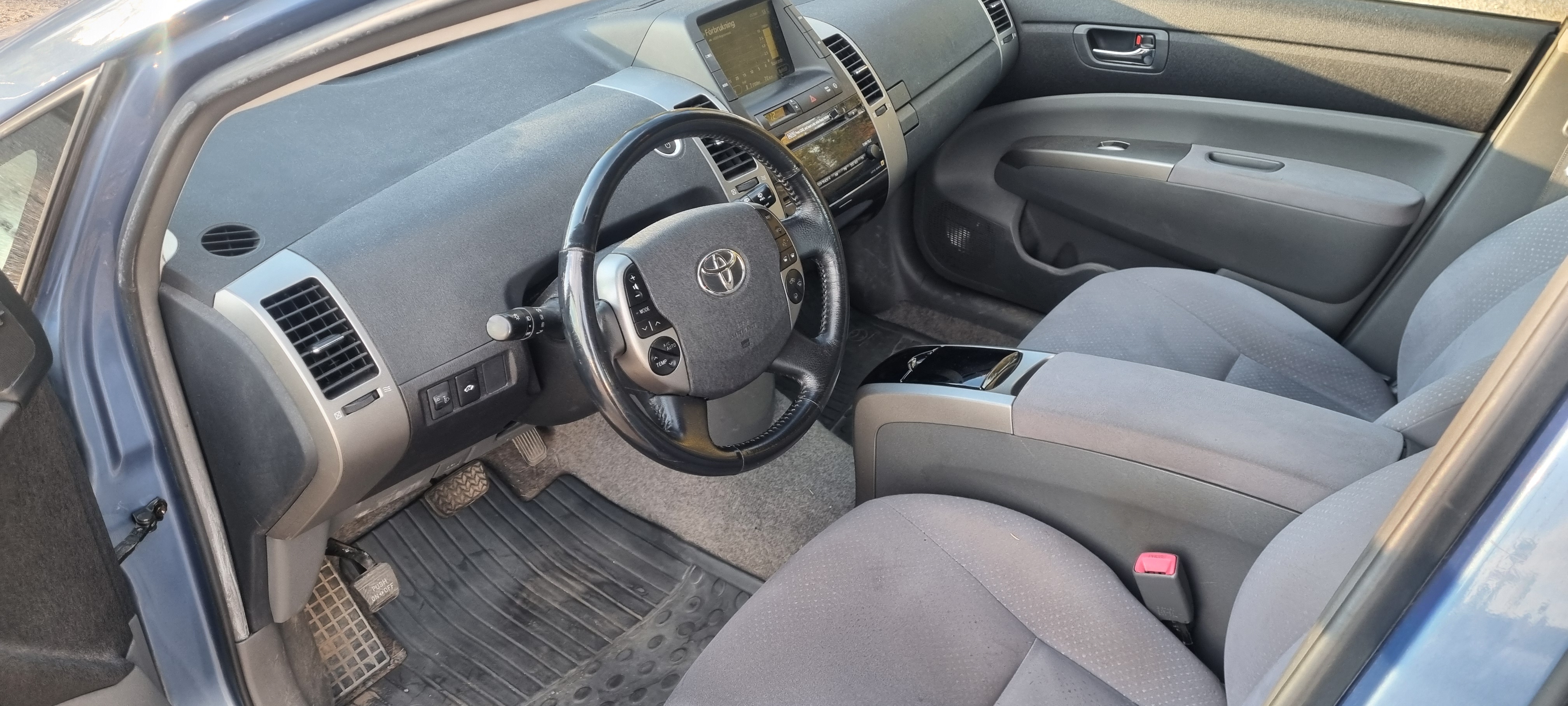 Toyota Prius 1.5 VVT-i + 3CM CVT 2006, bild 5/6