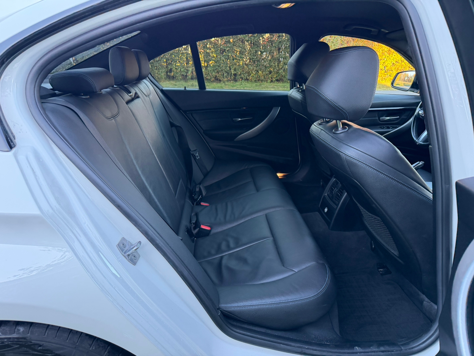 BMW 330 i xDrive Sedan Steptronic 2018, bild 6/10