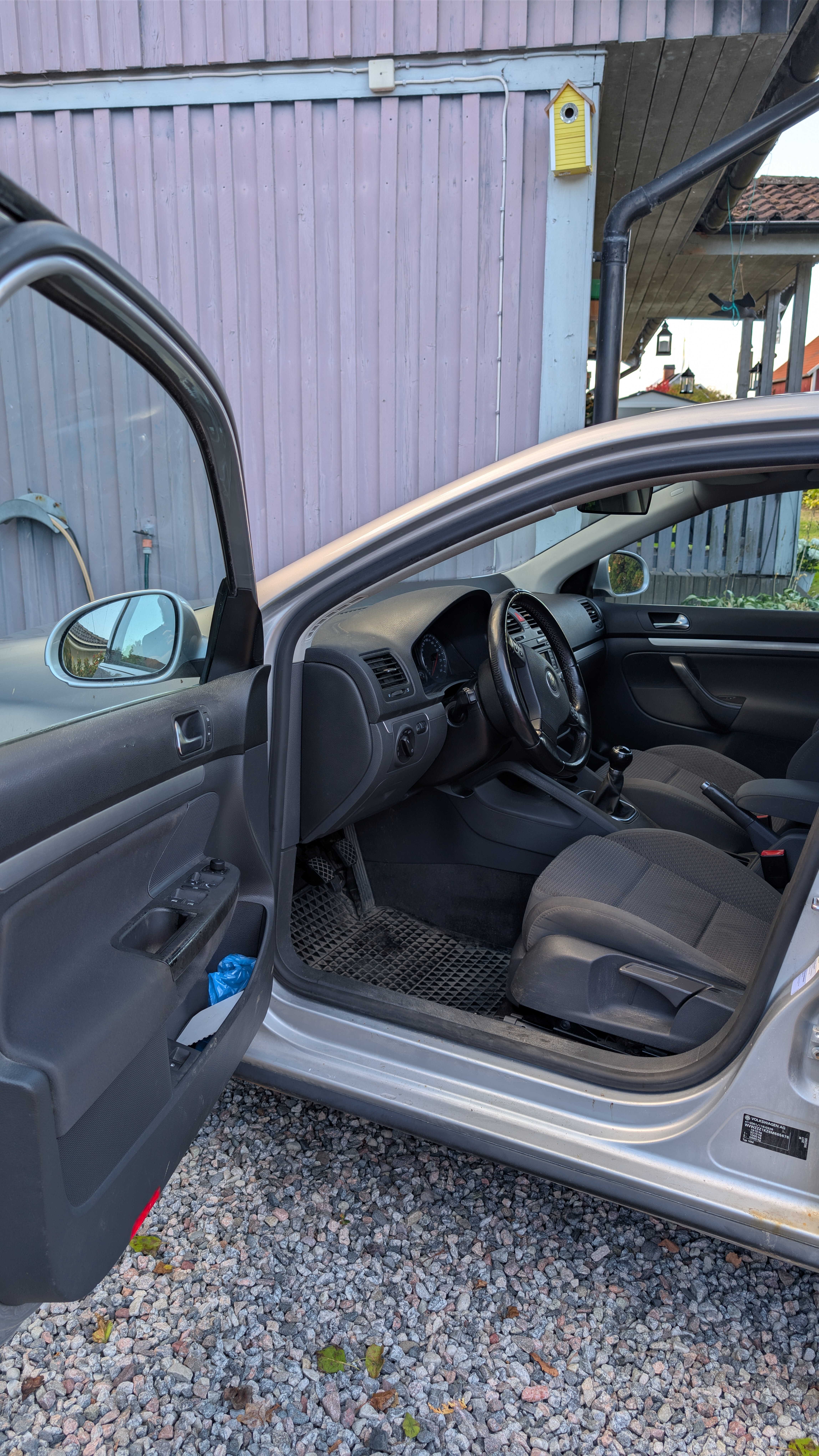 Volkswagen Jetta 2.0 FSI Manuell 2006, photo 4/7