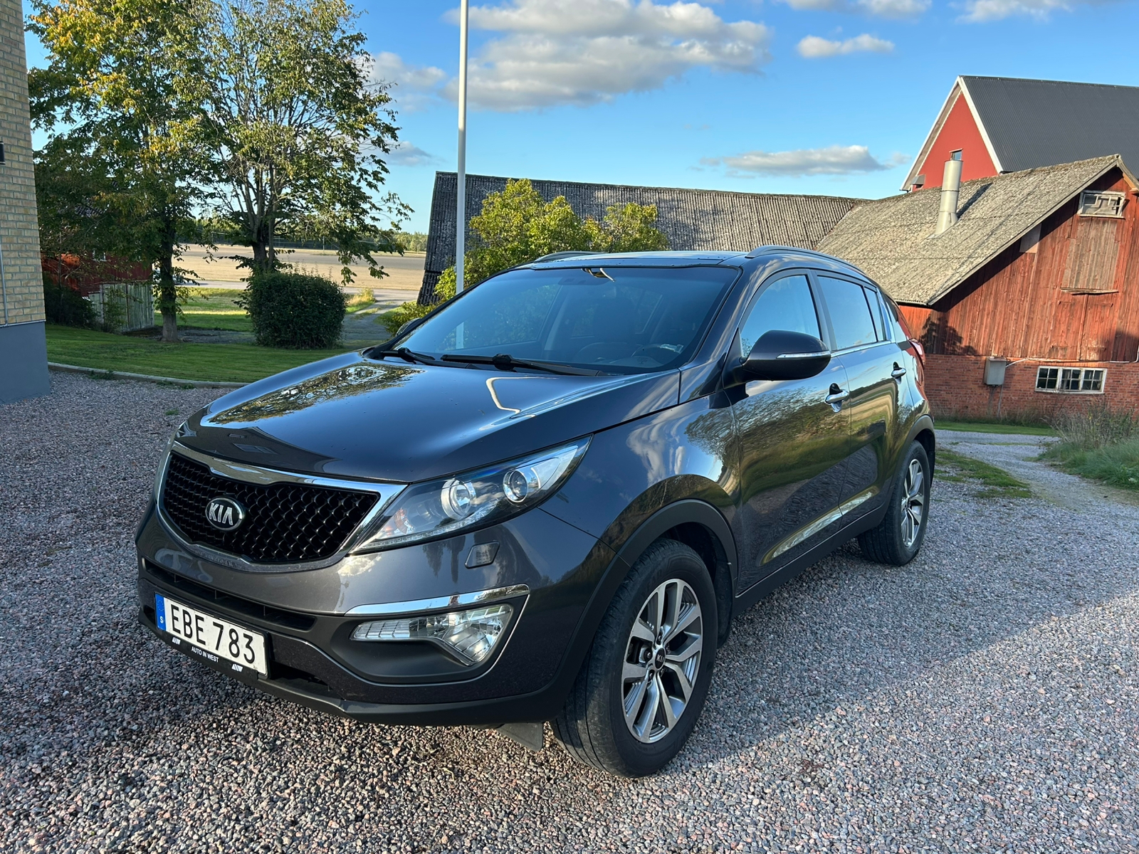 Kia Sportage 1.6 GDI Manuell 2014, bild 2/8