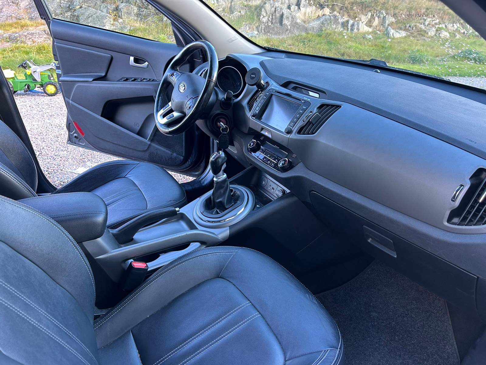 Kia Sportage 1.6 GDI Manuell 2014, bild 7/8