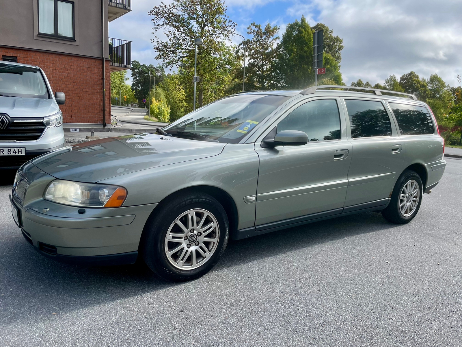 Volvo V70 2.4 Manuell 2006, bild 2/7