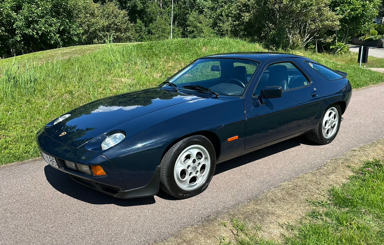 Porsche 928 S Automatisk 1985, bild 2/10