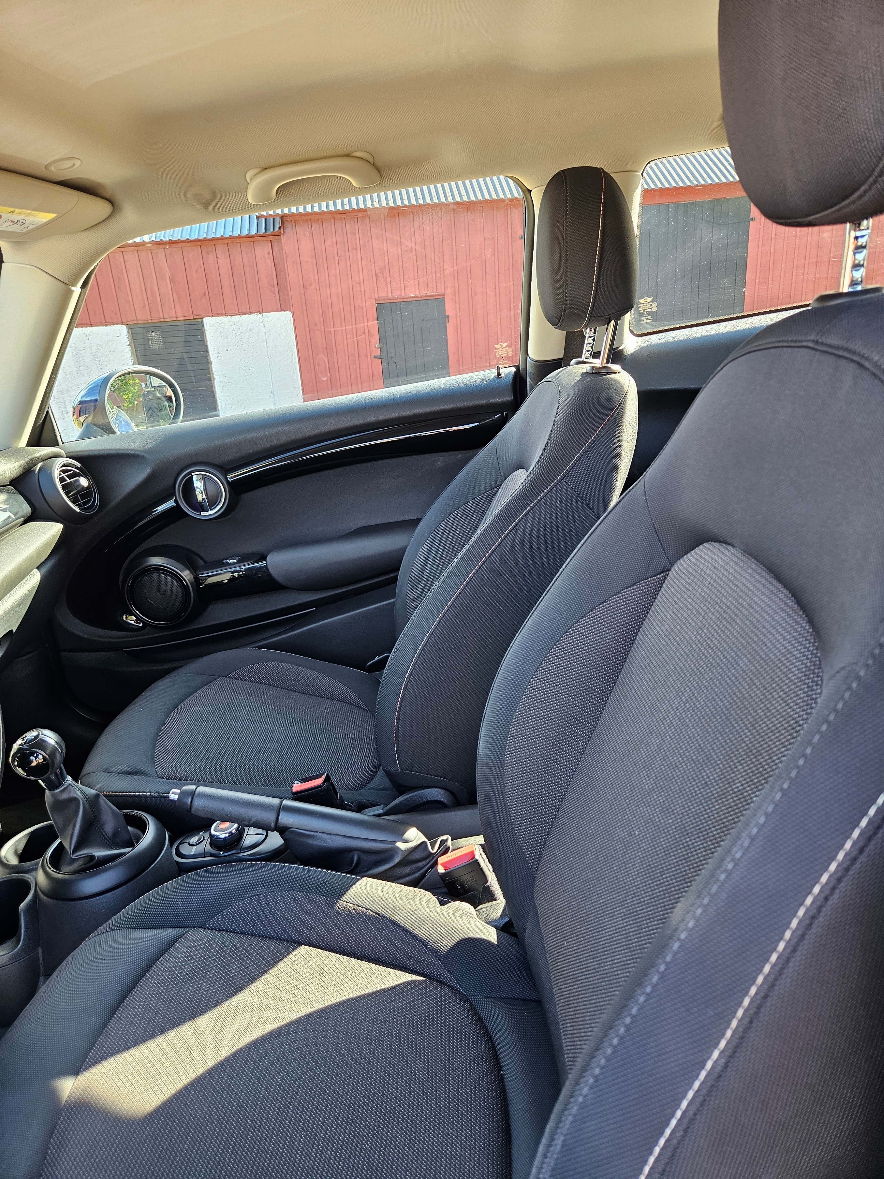 MINI Cooper 3-dörrars Manuell 2018, photo 6/9