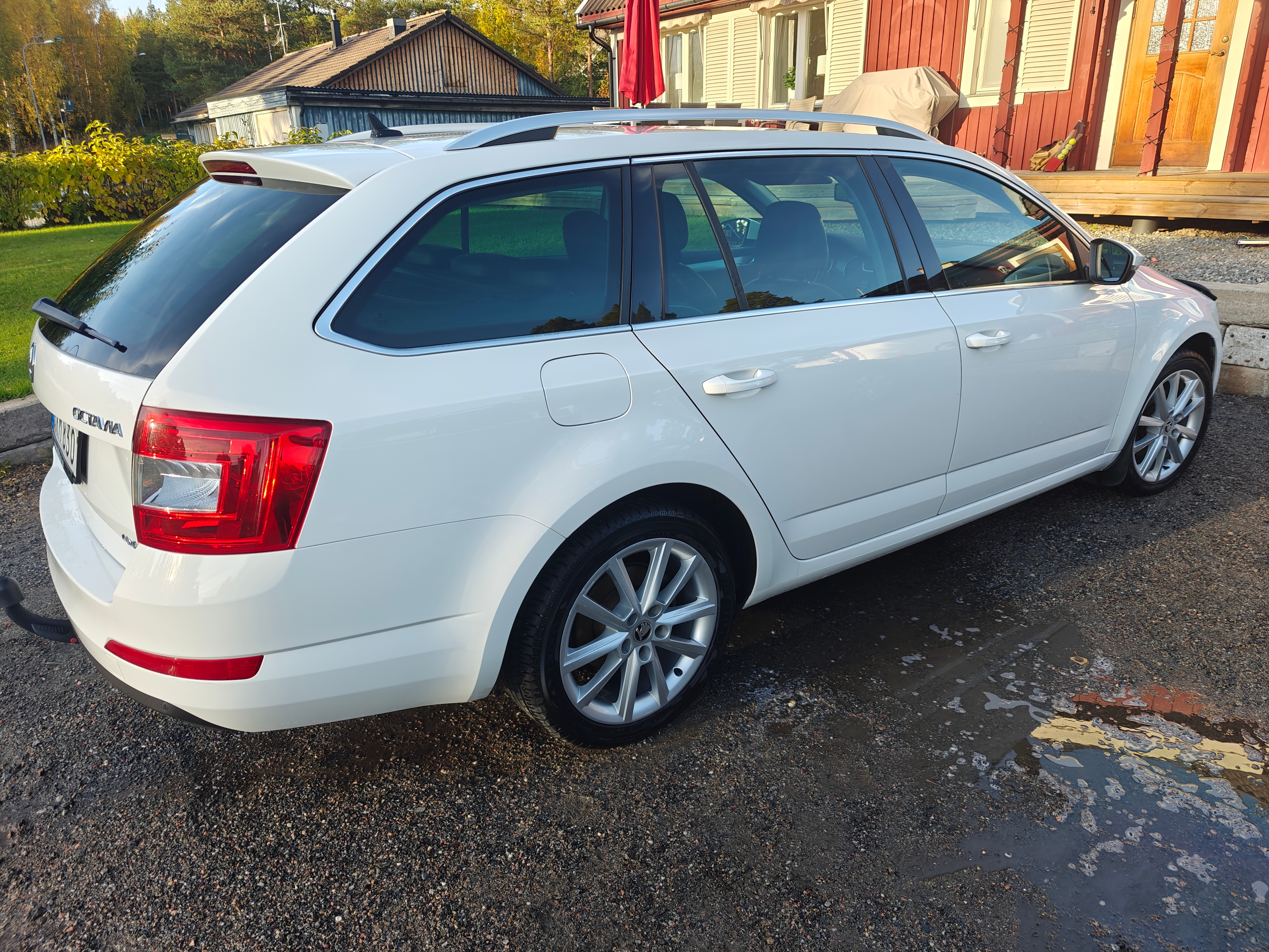 Skoda Octavia 2.0 TDI (150hk) 4x4 2016, kuva 3/6