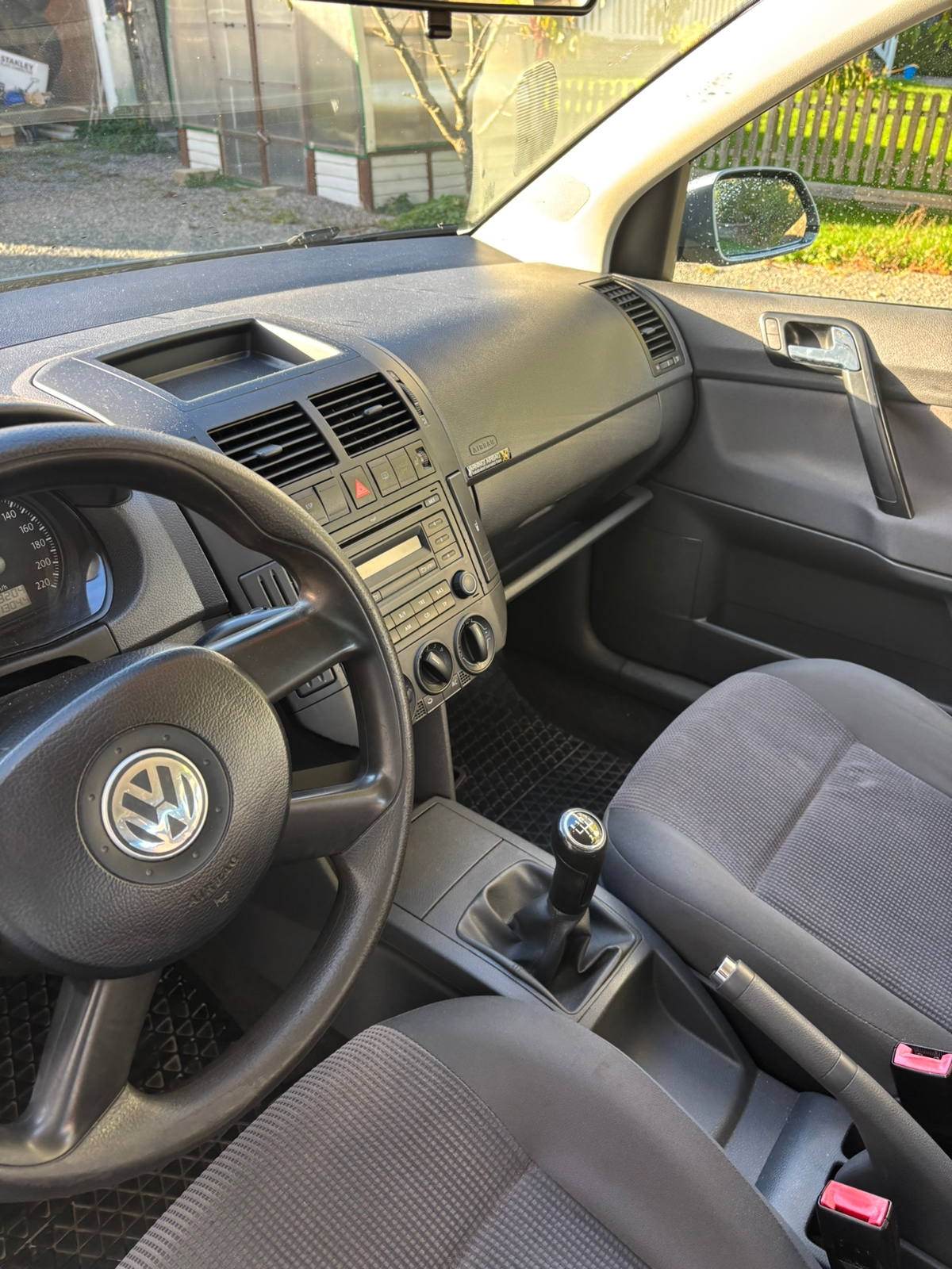 Volkswagen Polo 5-dörrar 1.4 Manuell 2006, bild 6/7