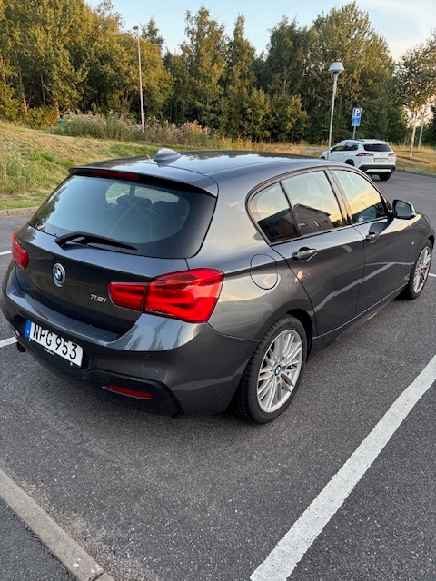 BMW 118 i 5-dörrars Manuell 2018, kuva 3/7