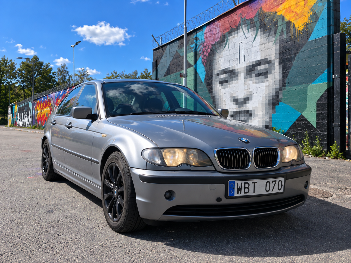BMW 320