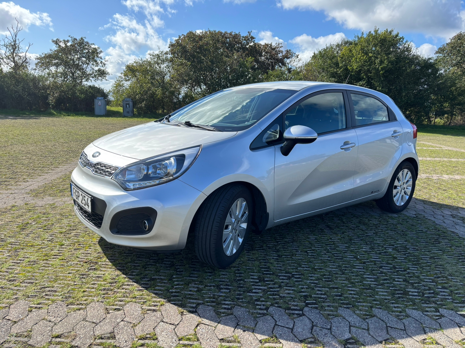 Kia Rio 5-dörrar 1.2 CVVT Manuell 2013, bild 5/10