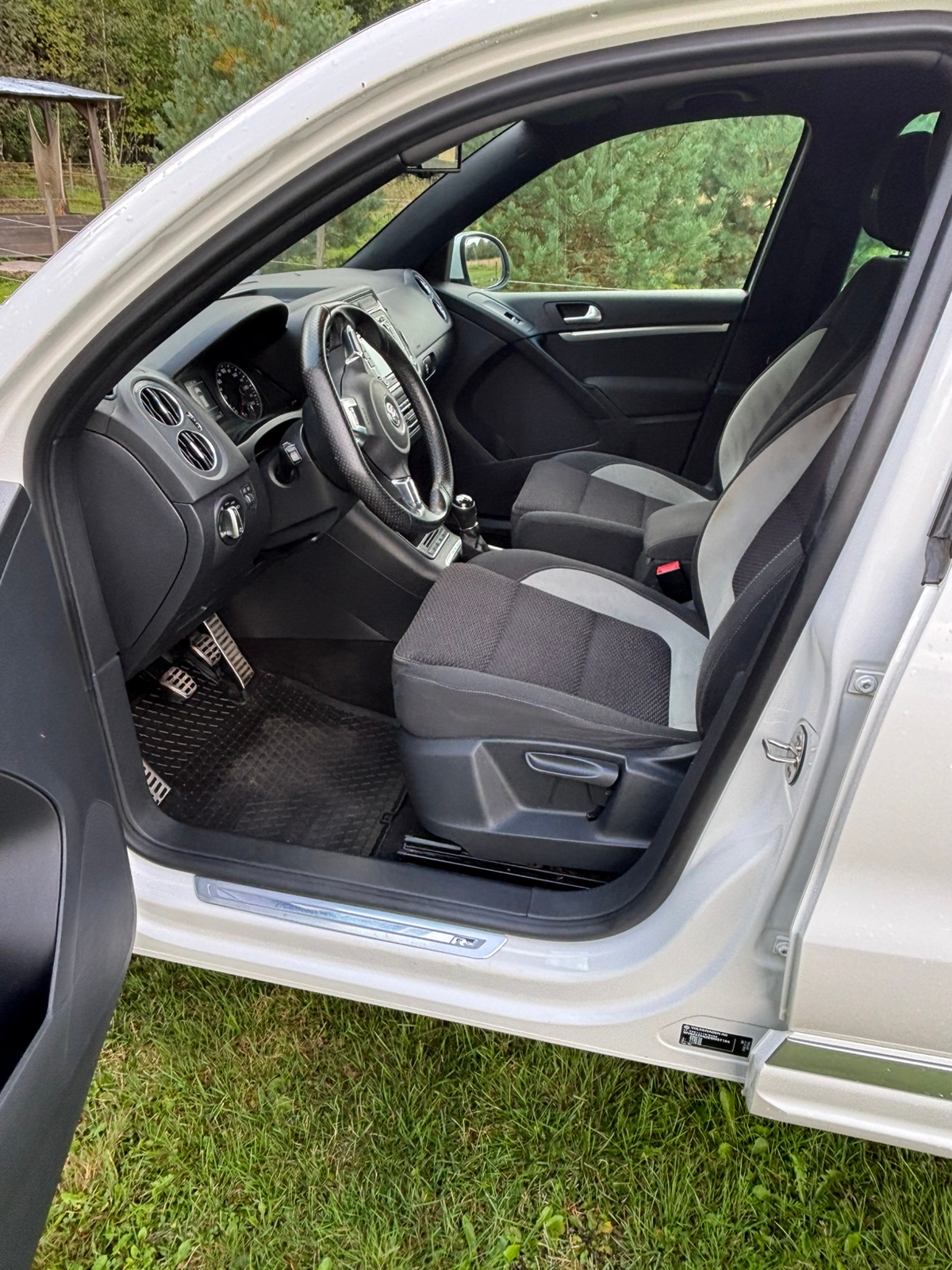 Volkswagen Tiguan 2014, bild 4/5