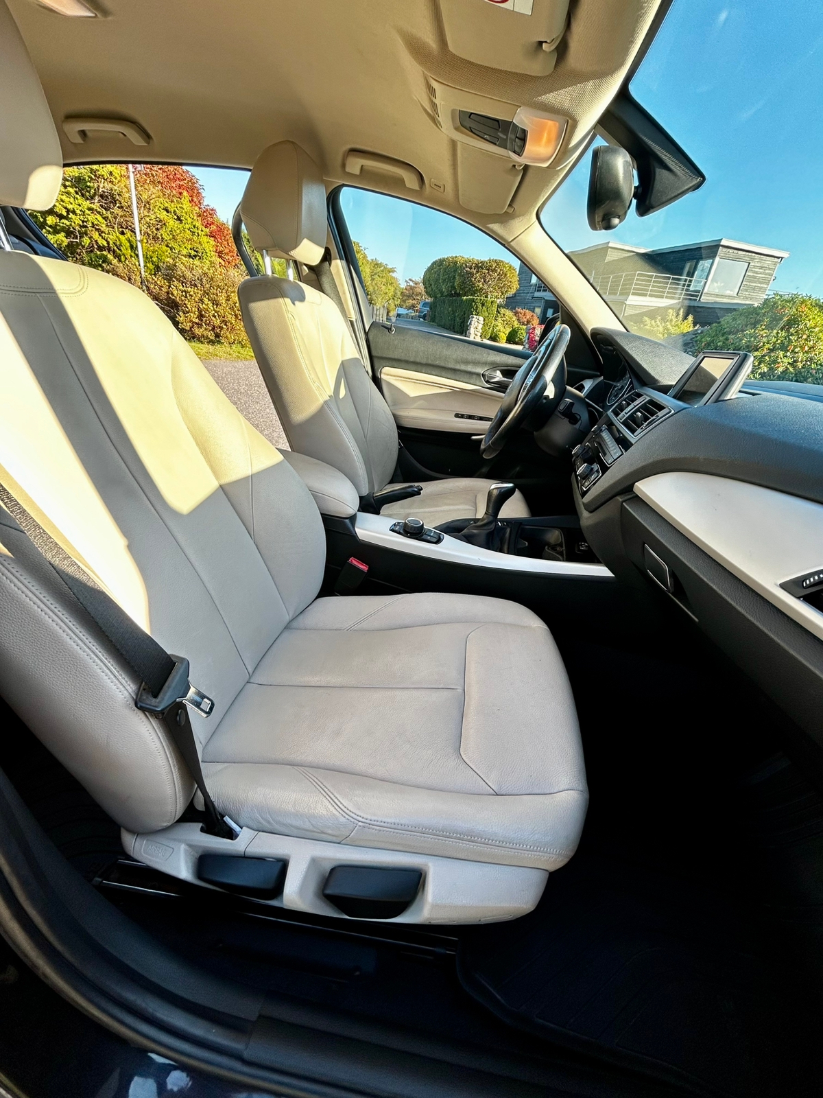 BMW 118 d xDrive 5-dörrars Manuell 2016, bild 6/7