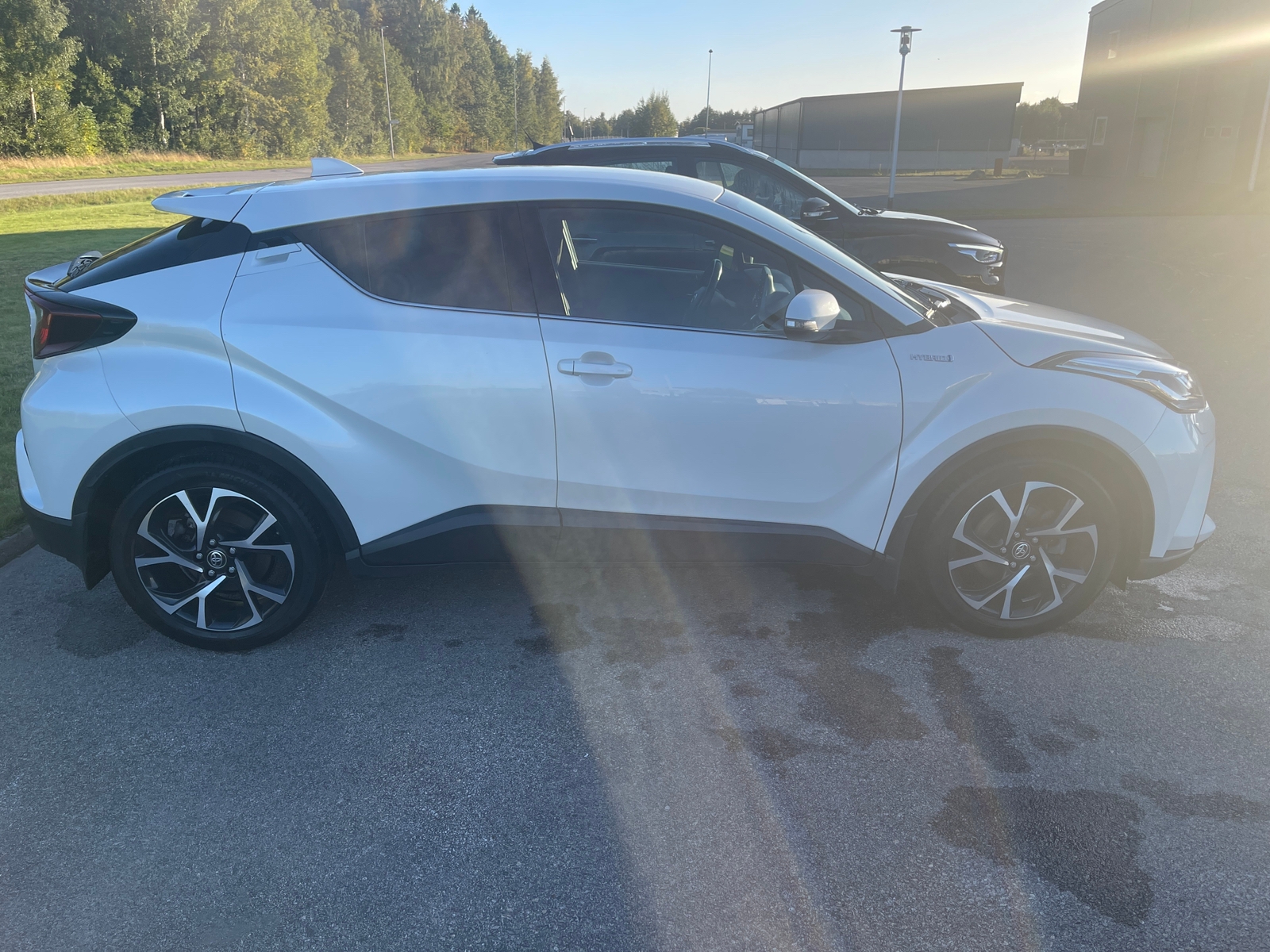 Toyota C-HR Hybrid CVT 2021, bild 3/9