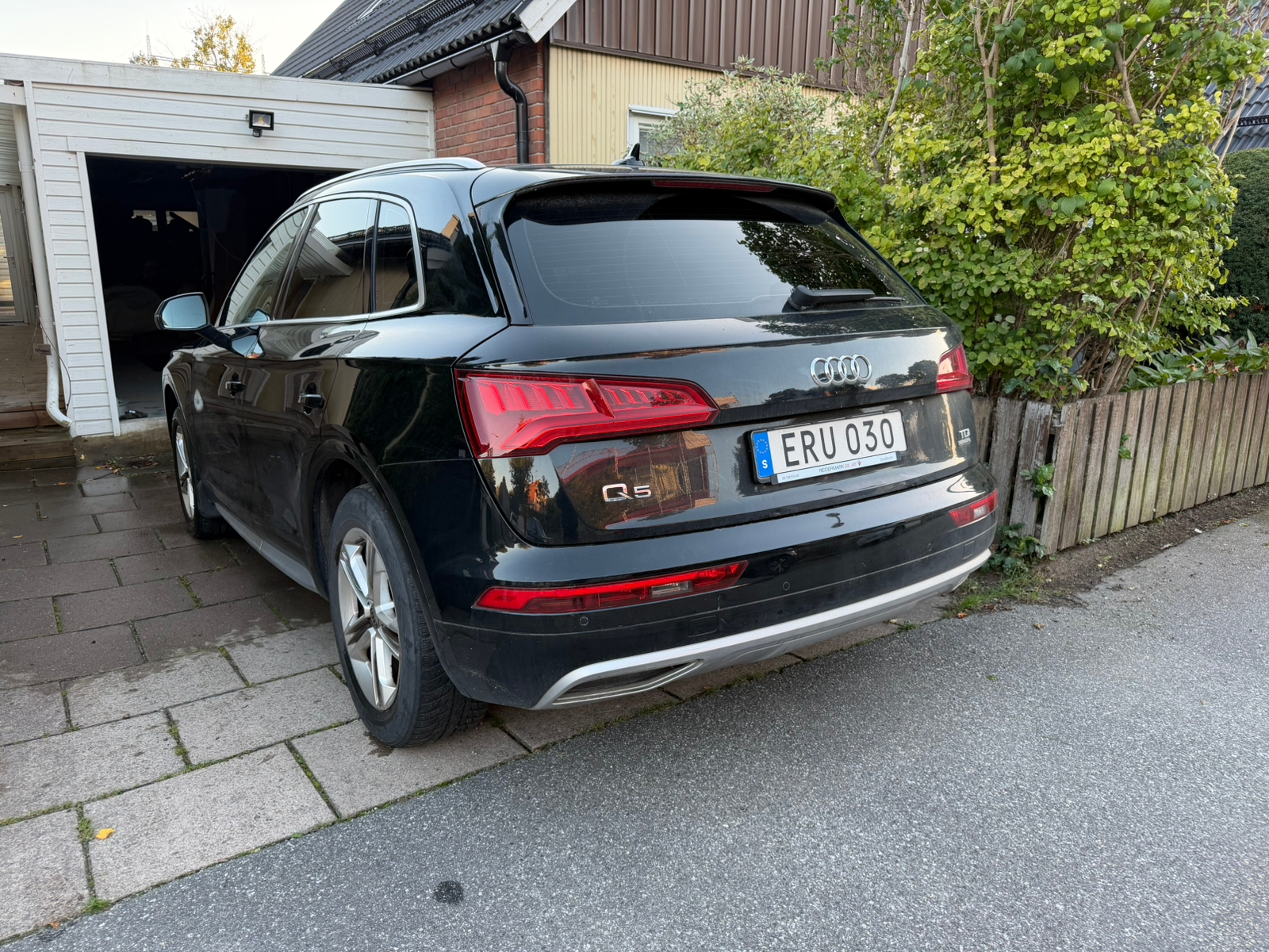 Audi Q5 2.0 TDI quattro S Tronic 2017, bild 2/10