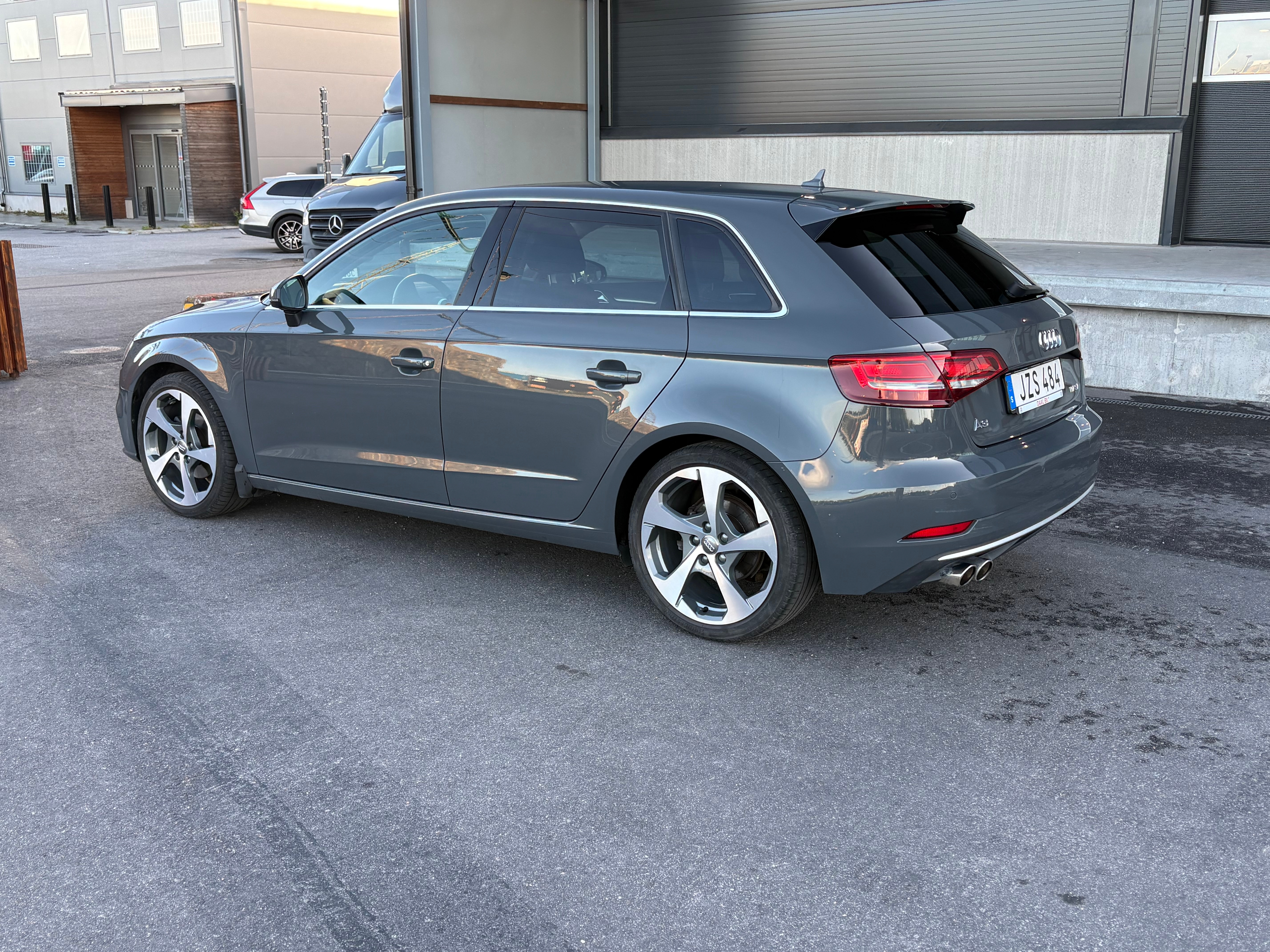 Audi A3 Sportback 1.5 TFSI COD Manuell 2018, bild 2/10
