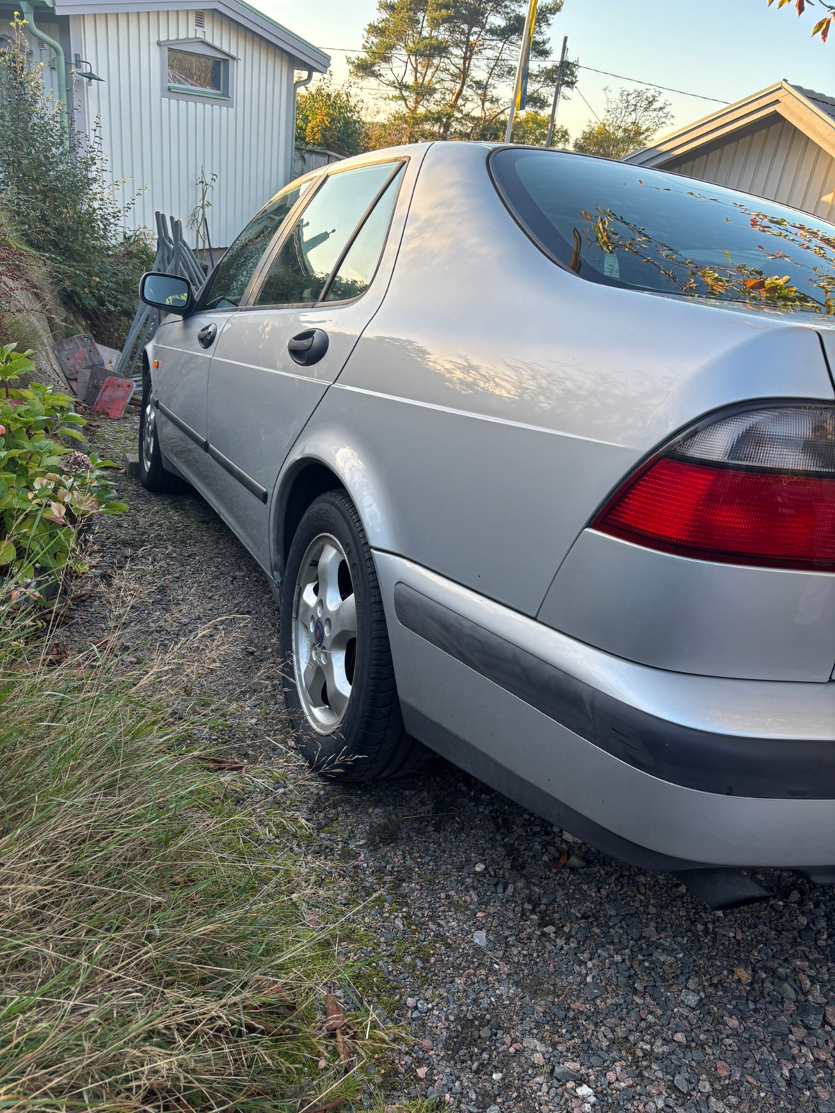 Saab 9-5 SportSedan 2.0 T Manuell 1998, bild 2/7