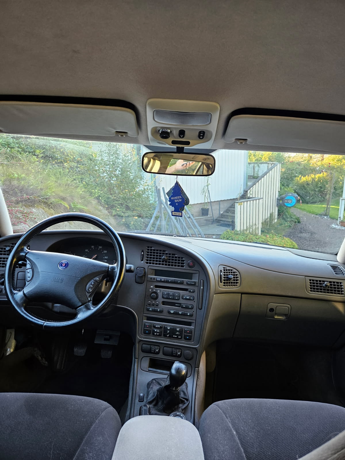 Saab 9-5 SportSedan 2.0 T Manuell 1998, bild 6/7