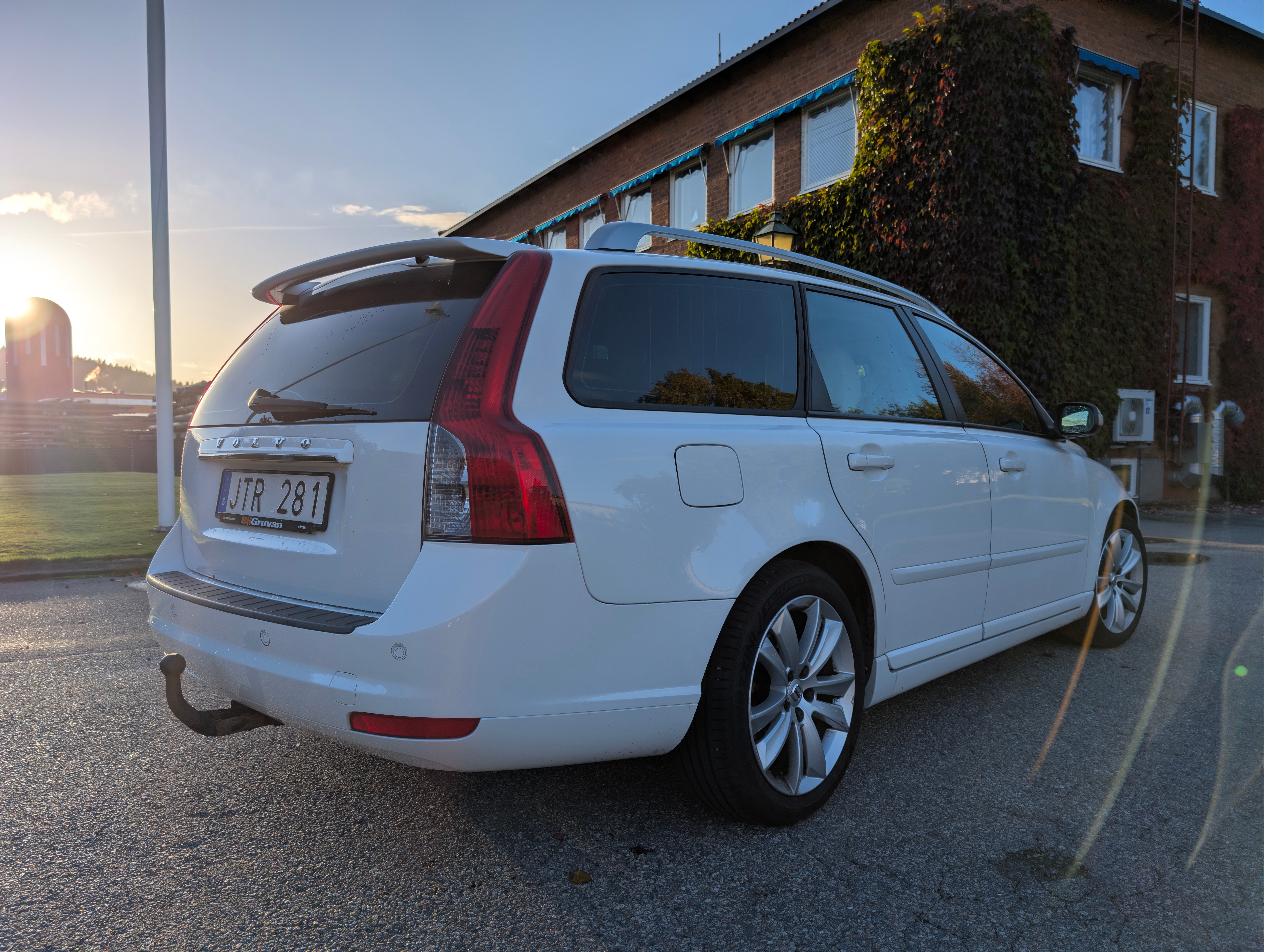 Volvo V50 1.8F Manuell 2009, bild 2/2