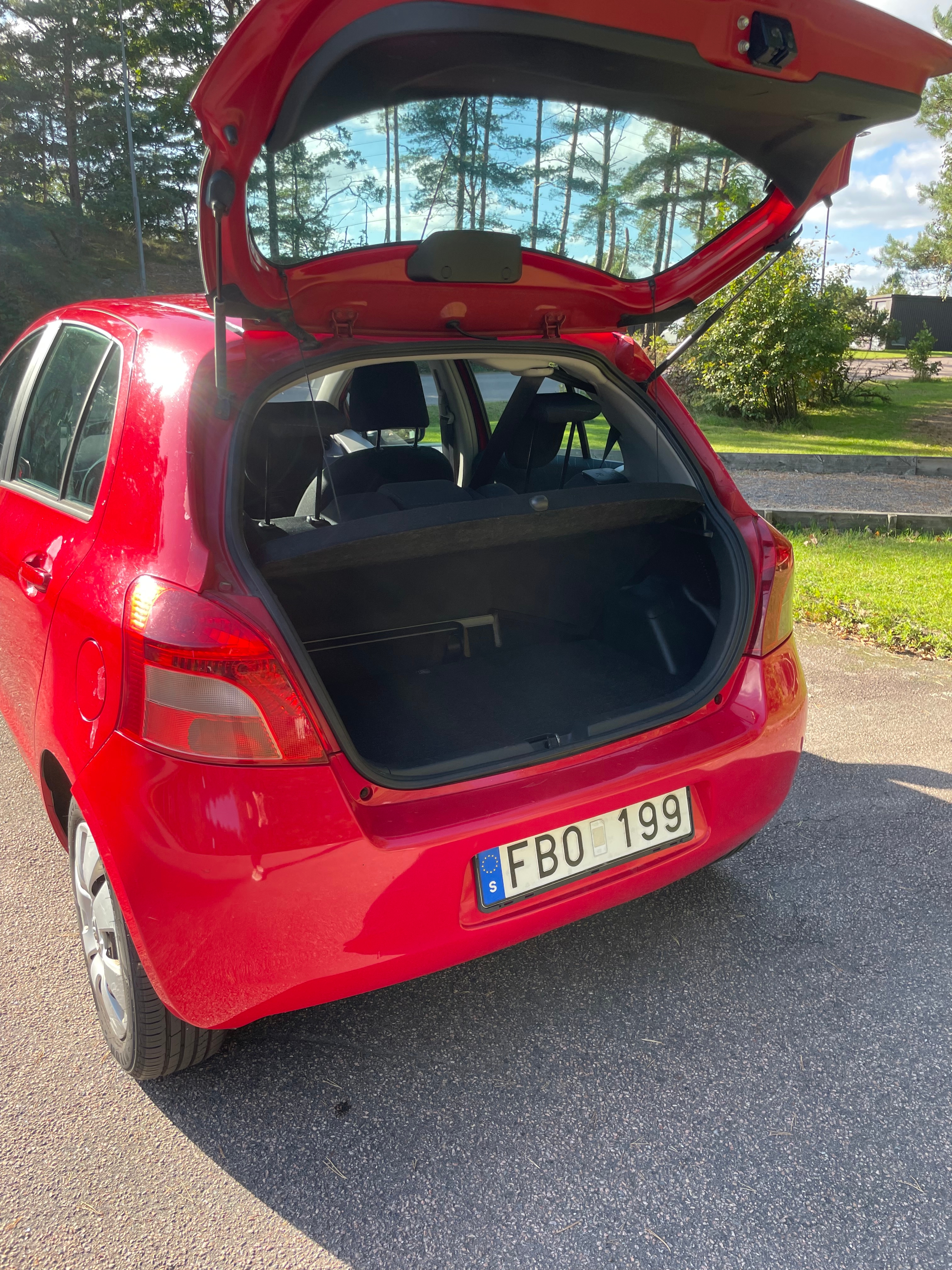 Toyota Yaris 5-dörrar 1.0 VVT-i Manuell 2007, bild 3/10