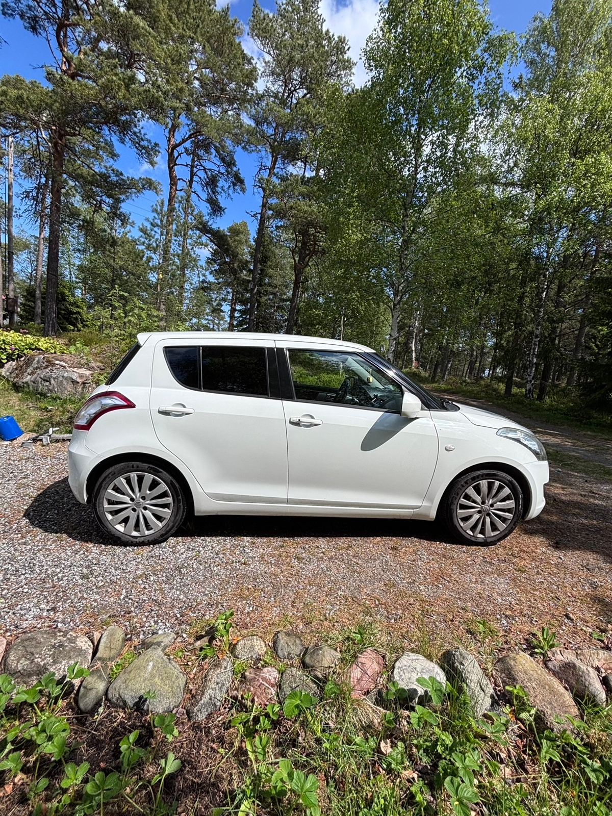 Suzuki Swift 2012, bild 2/10