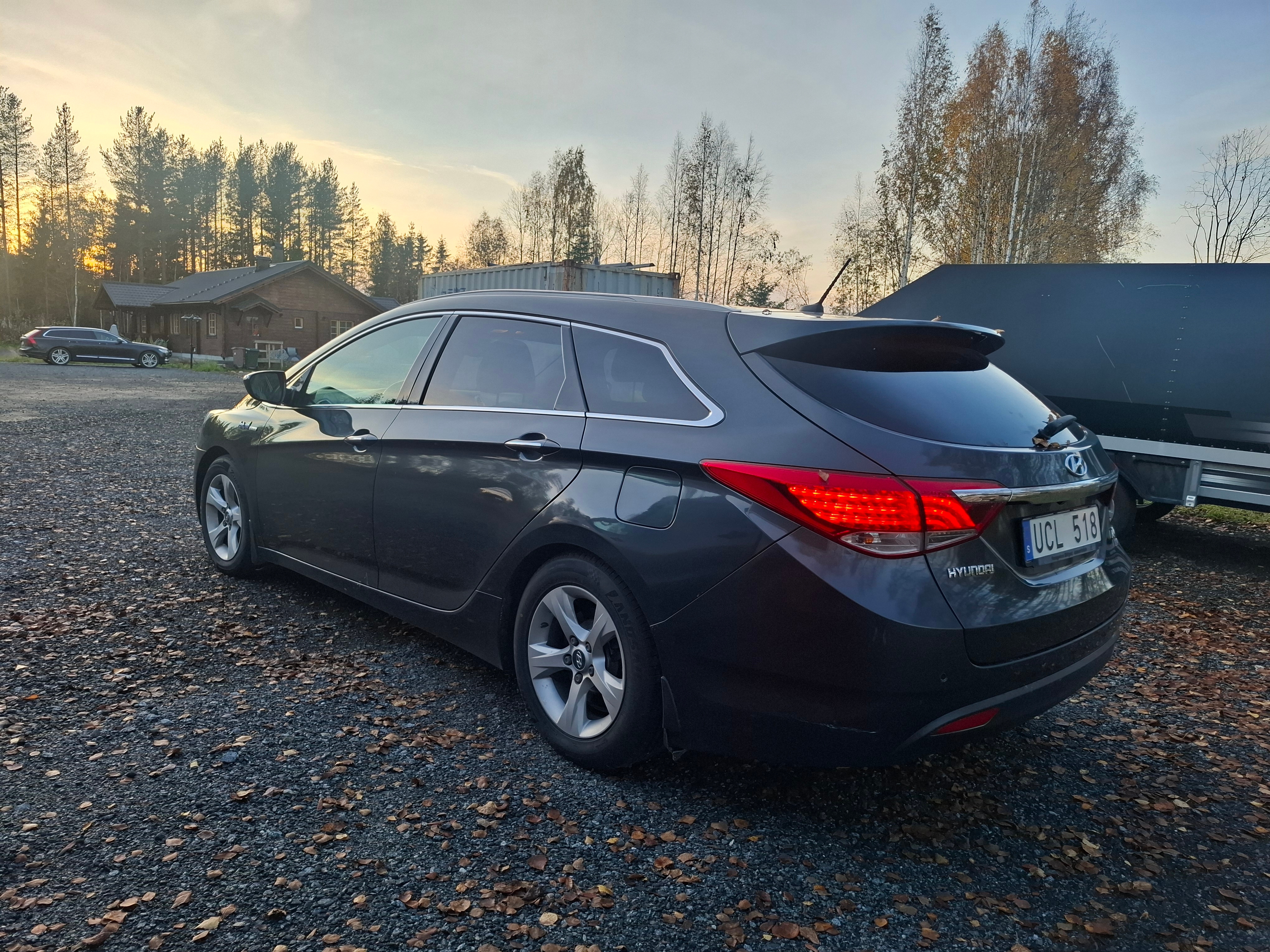 Hyundai i40 cw 1.7 CRDi Manuell 2012, kuva 3/6