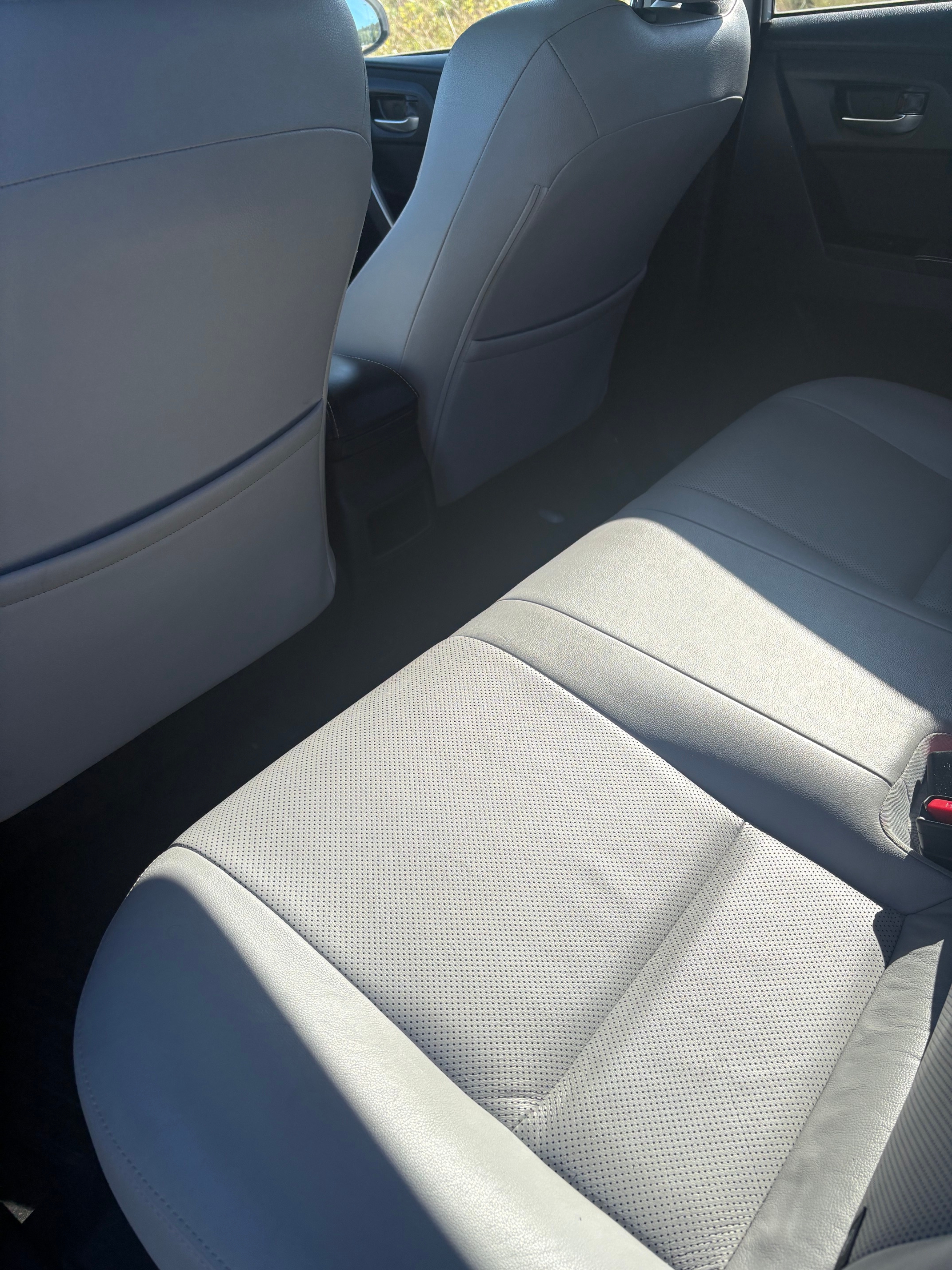 Toyota Auris Hybrid e-CVT 2013, bild 5/10