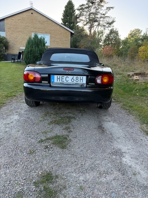 Mazda MX-5 1.6 Manuell 2000, bild 4/7