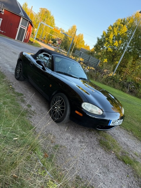 Mazda MX-5 1.6 Manuell 2000, bild 3/7