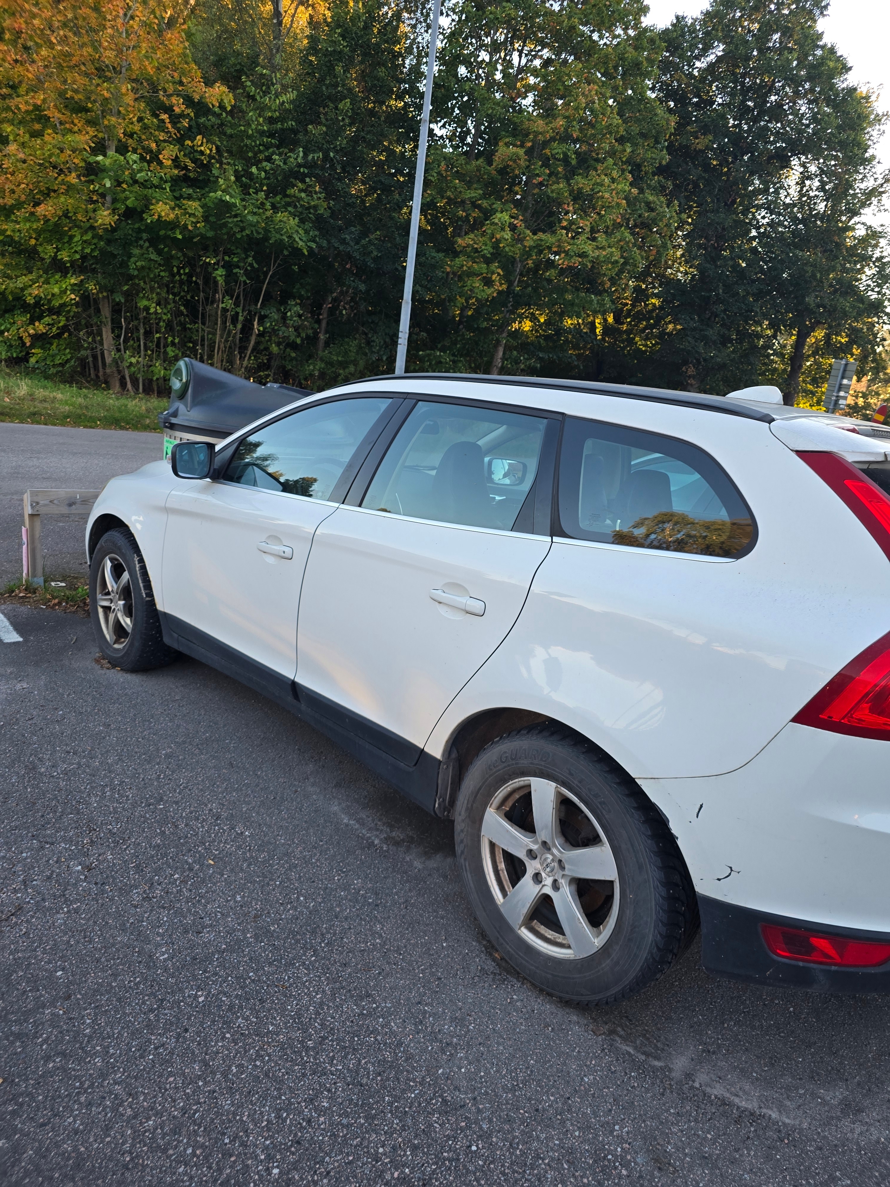 Volvo XC60 D4 Geartronic 2013, bild 2/4