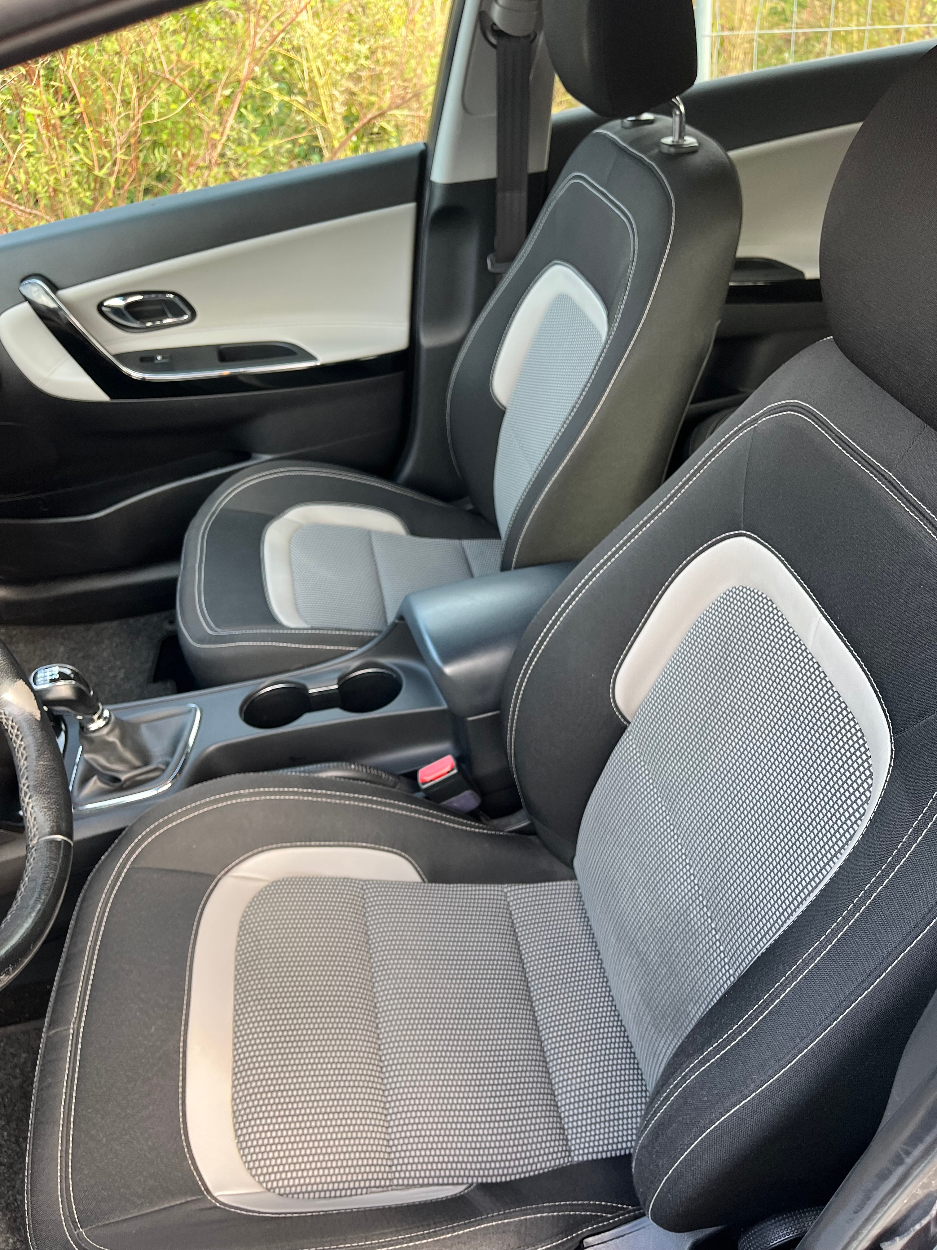 Kia Ceed _sw 1.6 CRDi Manuell 2015, bild 6/10