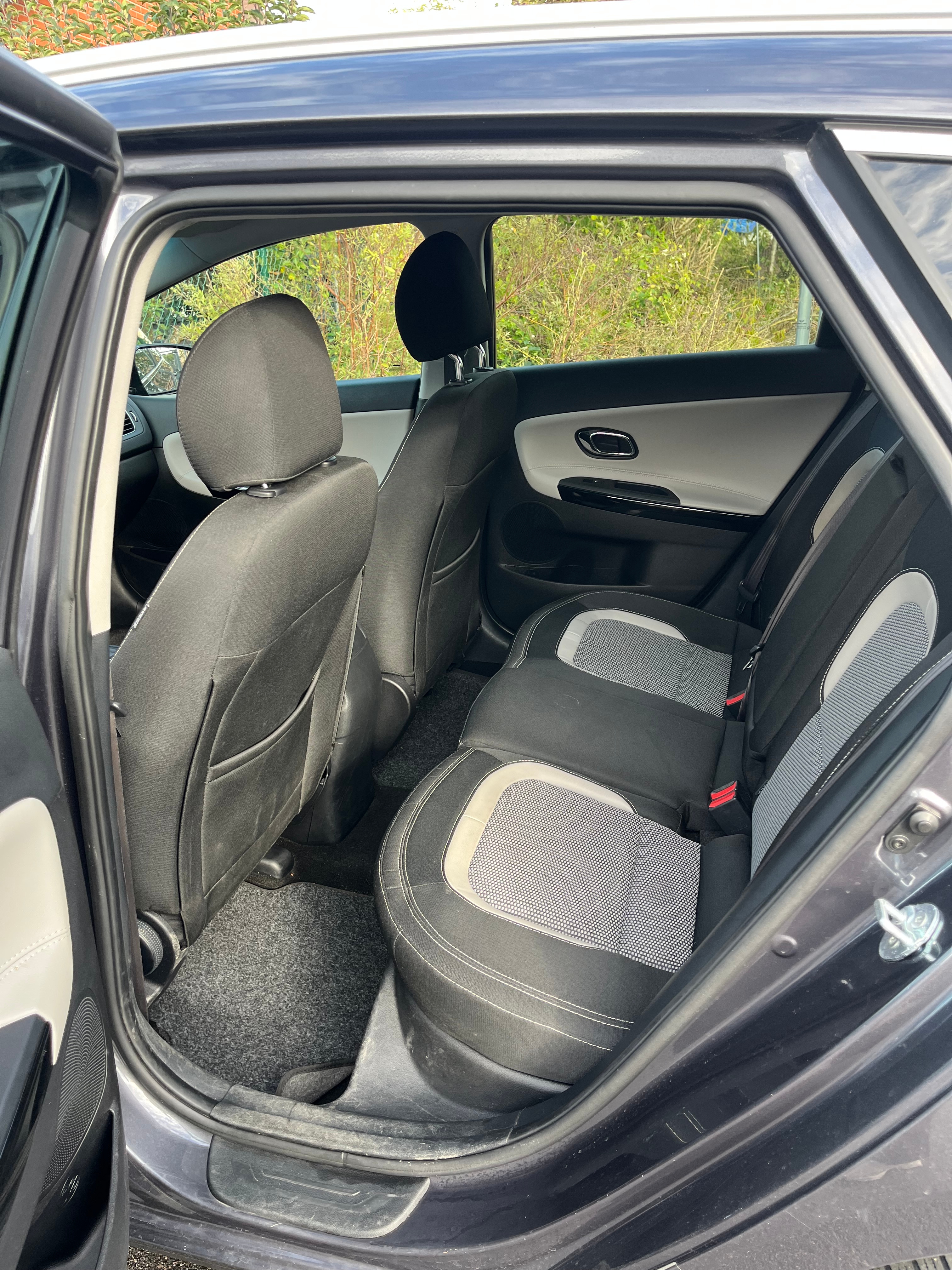 Kia Ceed _sw 1.6 CRDi Manuell 2015, bild 7/10