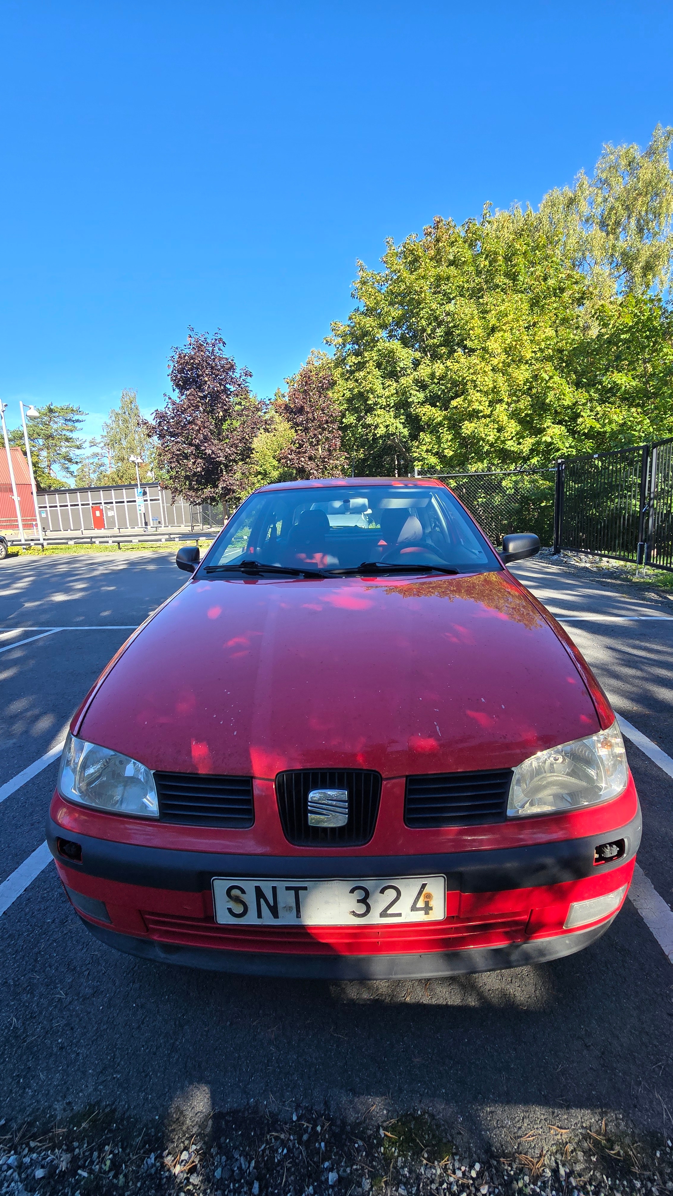 Seat Ibiza 3-dörrar 1.4 Manuell 2002, bild 2/6