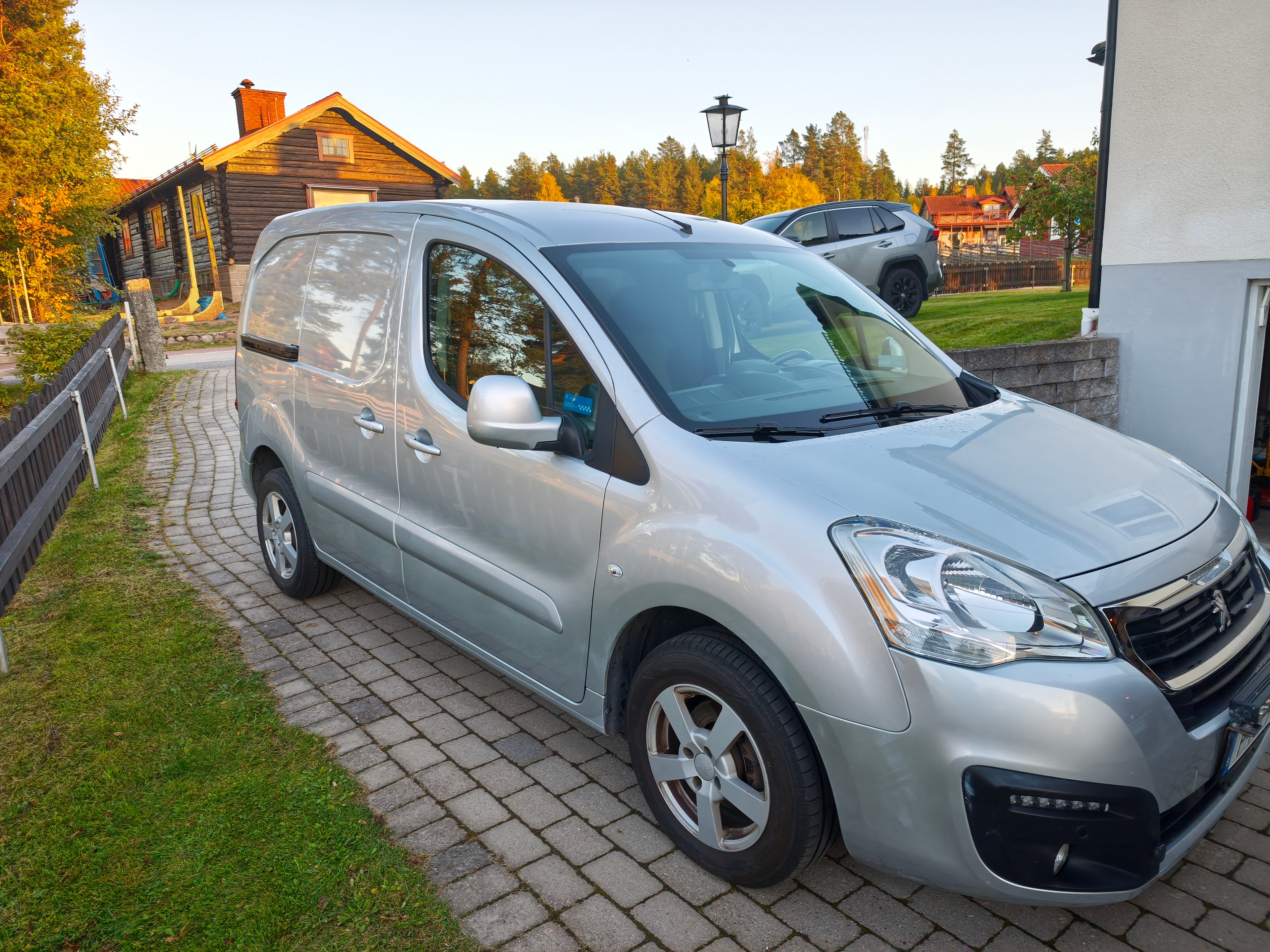 Peugeot Partner 2018, bild 5/5