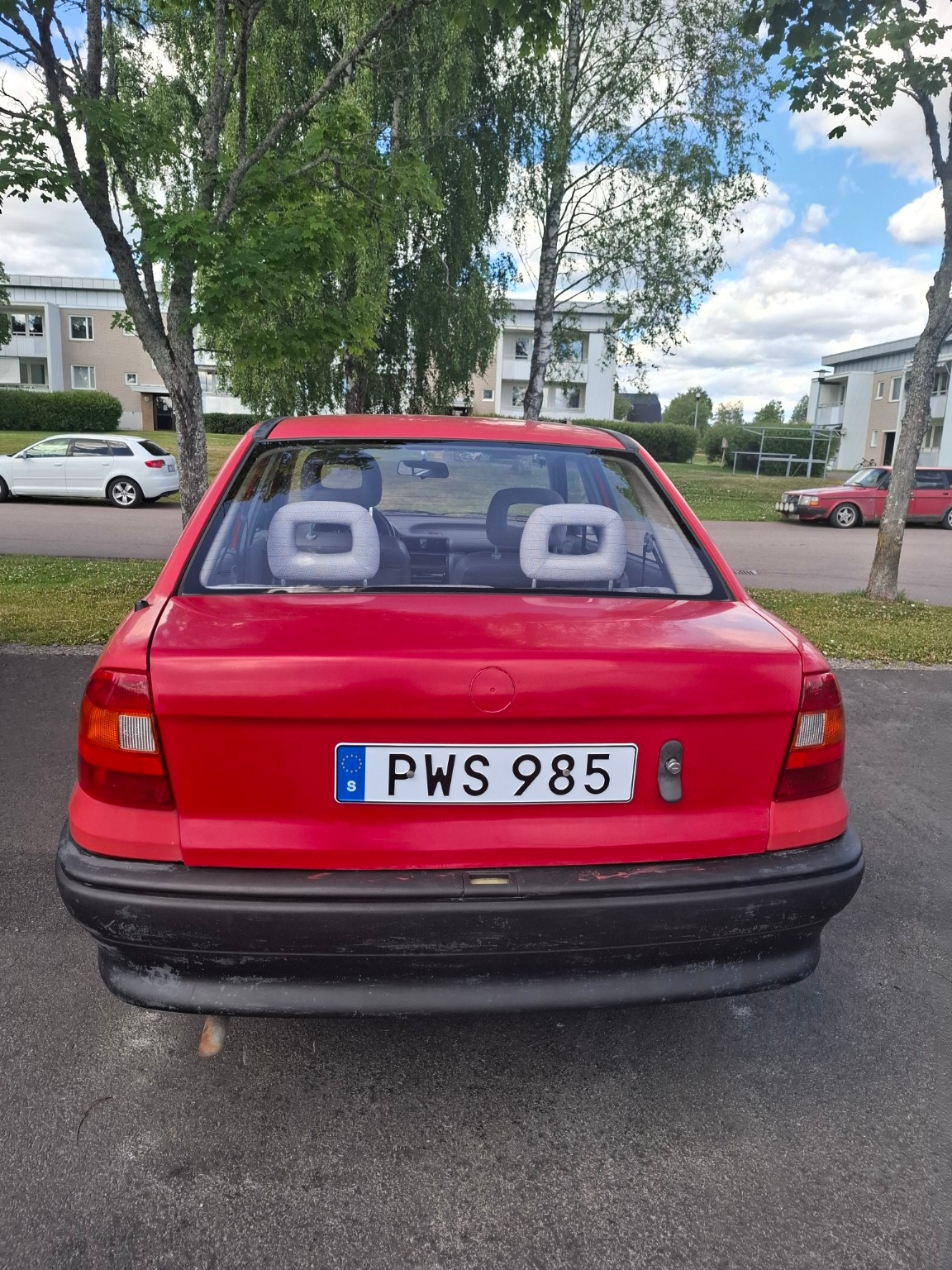 Opel Astra Sedan 1.6 Si Automatisk 1993, bild 3/9