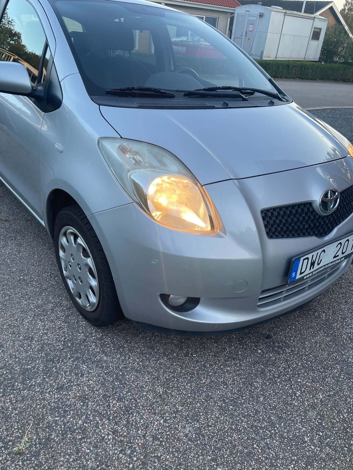 Toyota Yaris 5-dörrar 1.3 VVT-i Manuell 2008, photo 5/10
