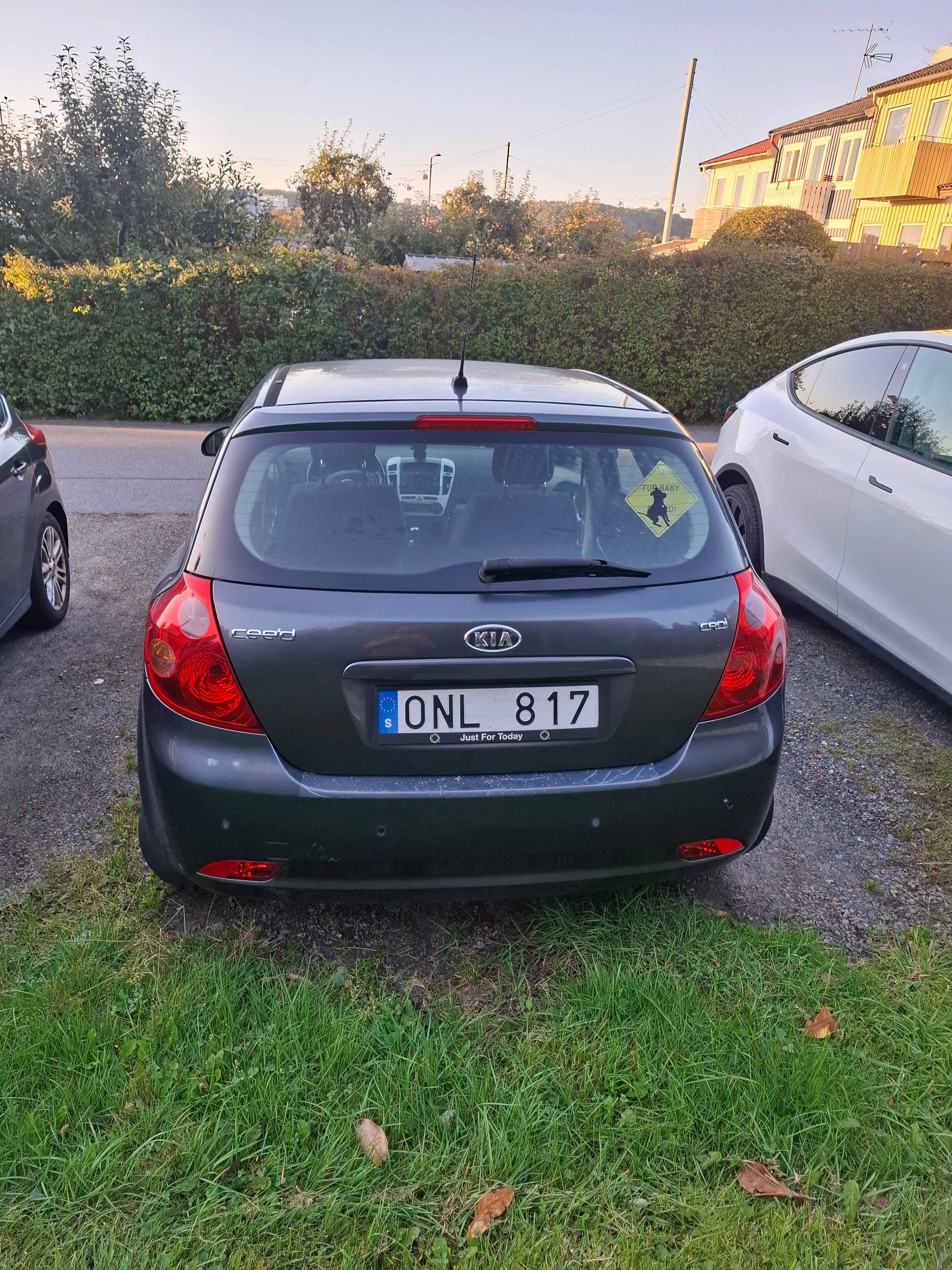 Kia Ceed 1.6 CRDi Manuell 2008, kuva 3/5