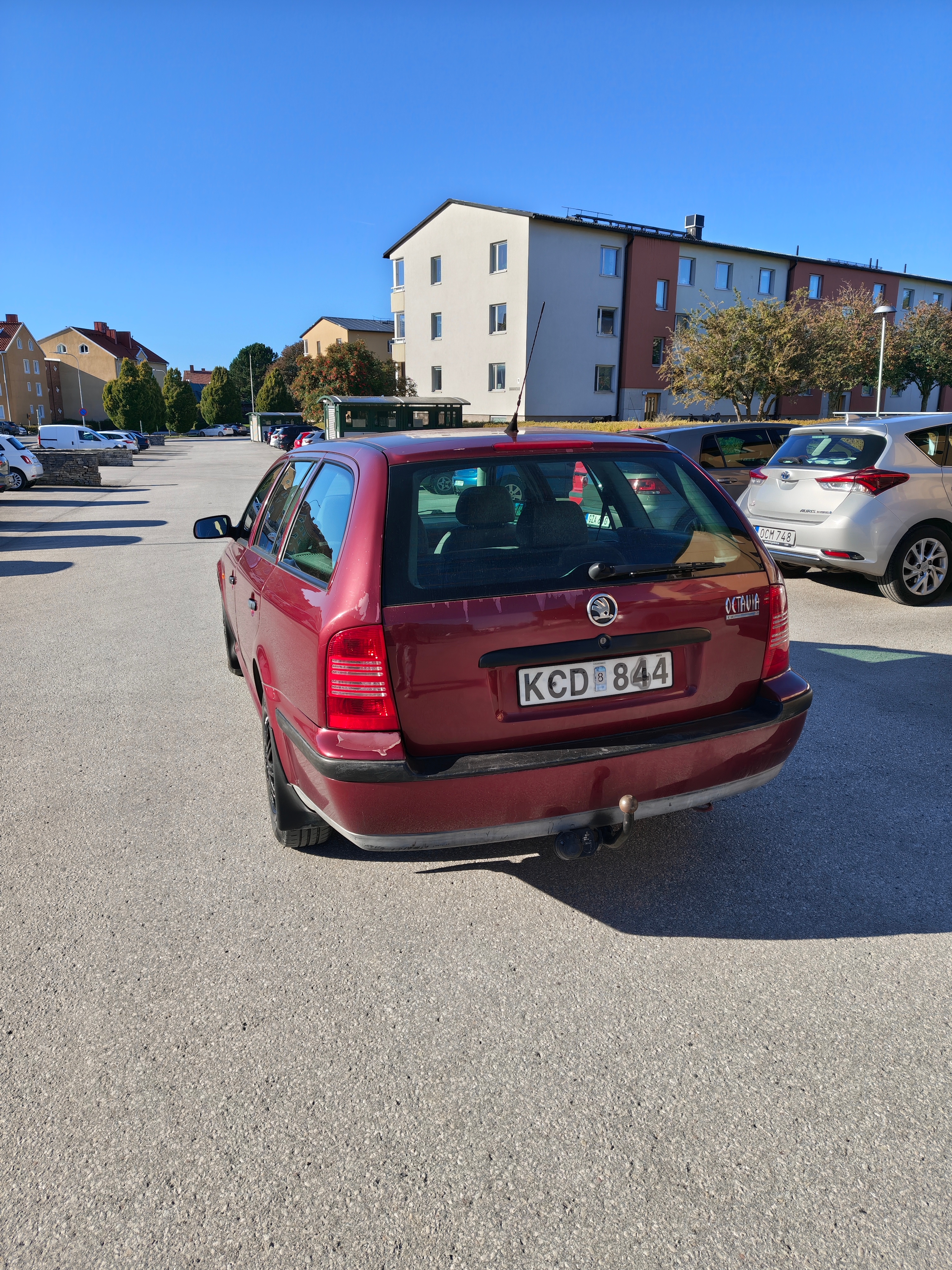 Skoda Octavia Kombi 1.6 Manuell 1999, bild 5/9