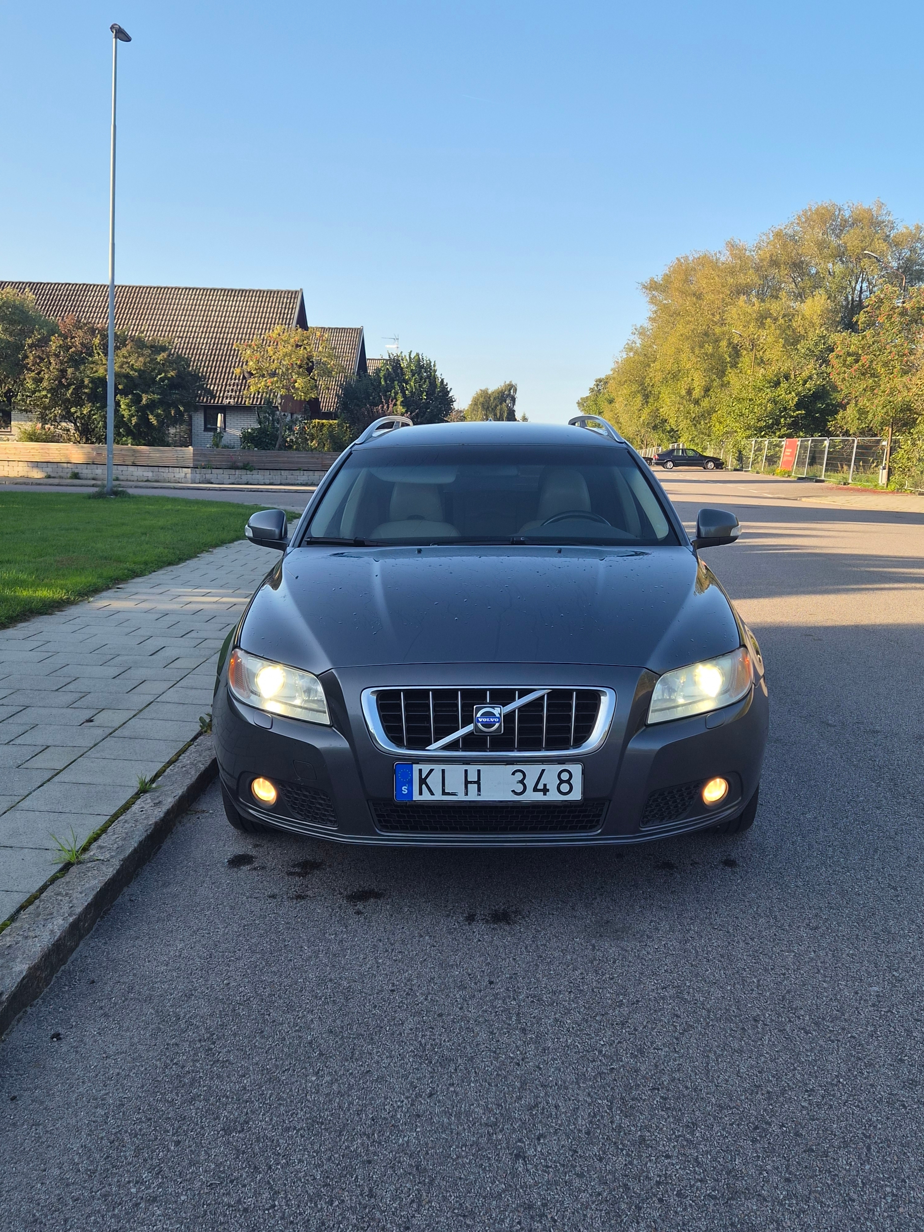 Volvo V70 D5 Geartronic 2008, bild 2/7